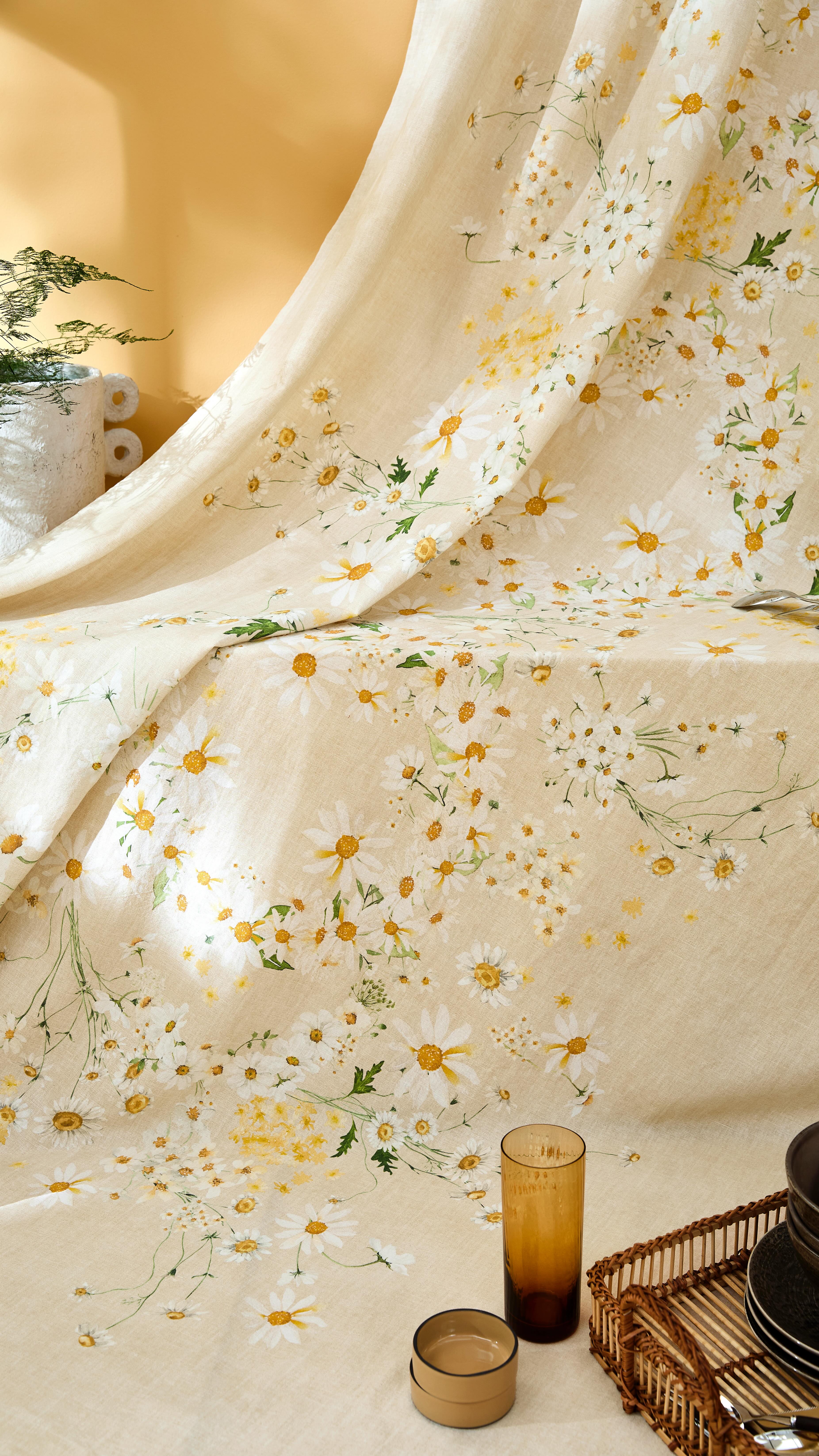 COLLECTION PRINTEMPS - ÉTÉ 2026.
RENDEZ-VOUS LE 4 FÉVRIER.
#GarnierThiebaut #Nouvellecollection #Newcollection #Pinrtempsete #lingedemaison