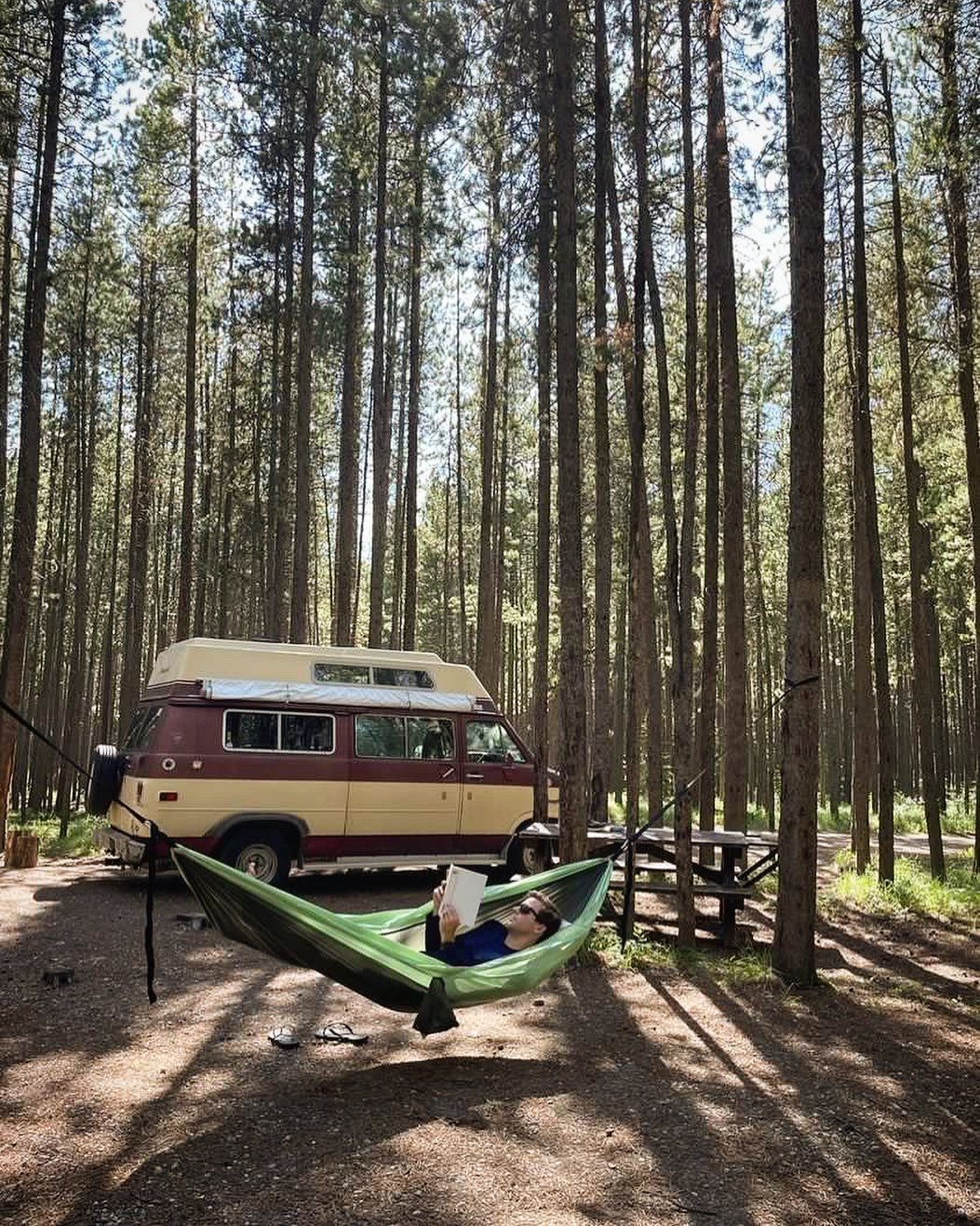 Not much beats a lazy day with Doug 😎