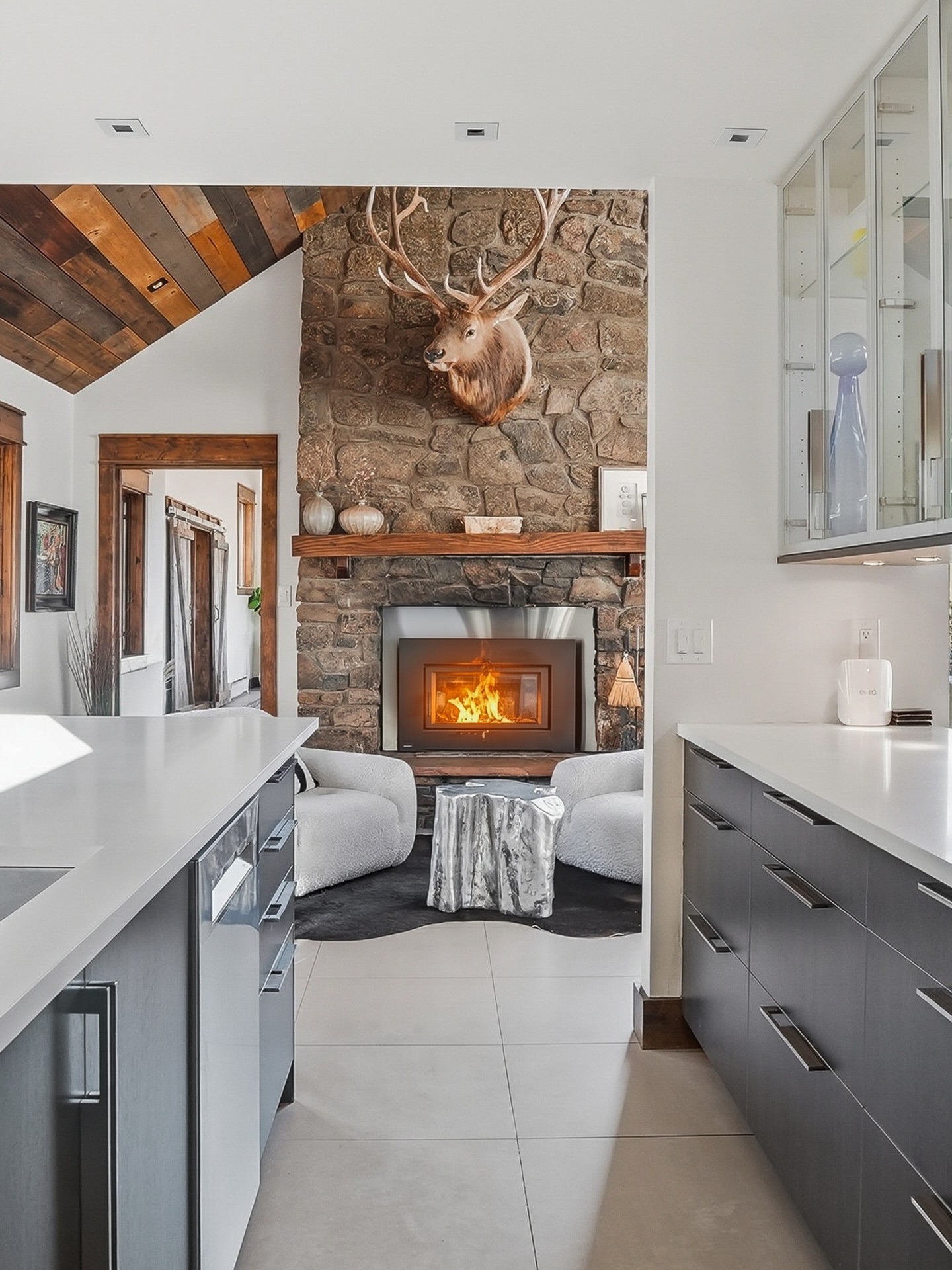 This one hits different. 😮🔥
Warm wood. Clean modern lines. A kitchen that actually makes you want to cook. Living spaces that feel like a deep exhale. And then… that twilight glow wrapping the whole place like a mic drop.
This is what happens when thoughtful design meets the right light. Every room tells a story, and together they say one thing loud and clear: welcome home.
This is why we do what we do. Not just to show a house, but to capture how it feels to live there.
Swipe slow. This one deserves it. ✨
#HeliosRealEstateMedia #ColoradoHomes #LuxuryLiving #MountainModern #TwilightGoals RealEstateMedia HomesThatInspire CinematicHomes