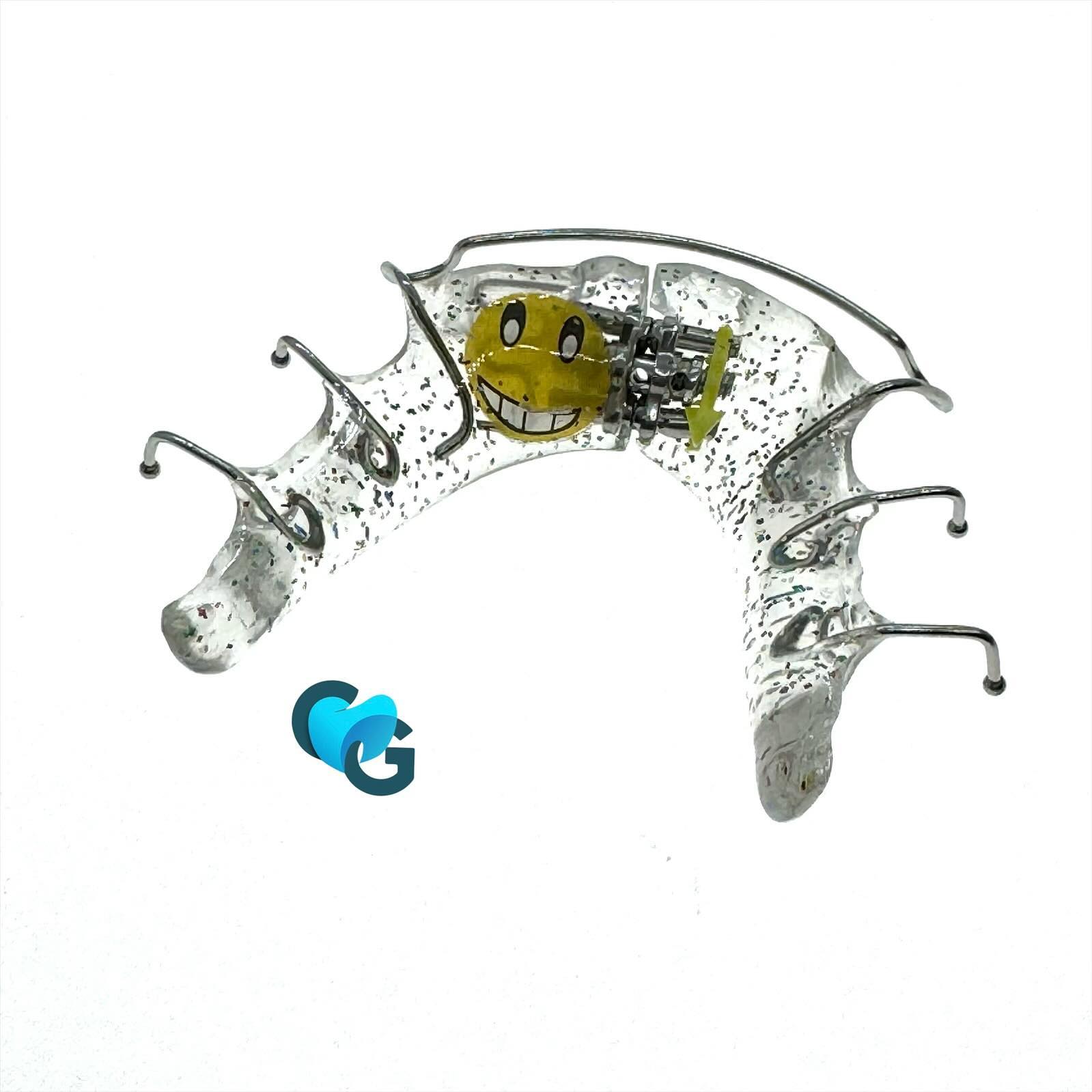 #ortho #plaquepalatine #orthocolors #beausourire #smile #smilemore #labodentaire #techniquedentaire #plaquelingual