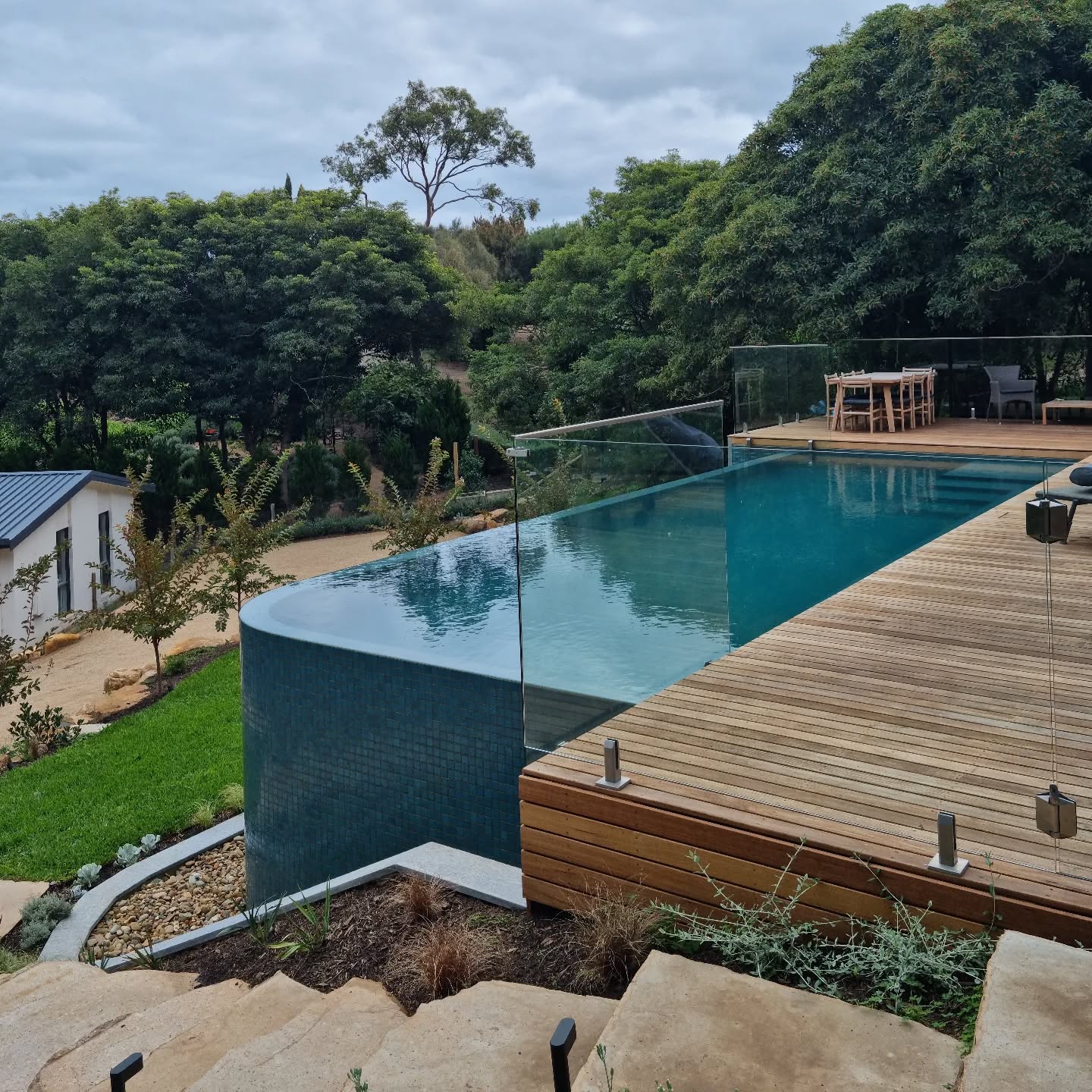 Refreshed and ready to take on 2025 🥳
We are back and ready to continue doing what we love as of tomorrow.
Happy New Year to anyone following along on our pool building journey 🏊♀️🙏🏝