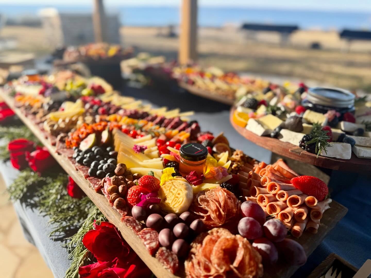 Sunset charcuterie table…🌅
mangiamo
#austincatering #atxcatering #austincharcuterie #charcuterie #charcuterieboard