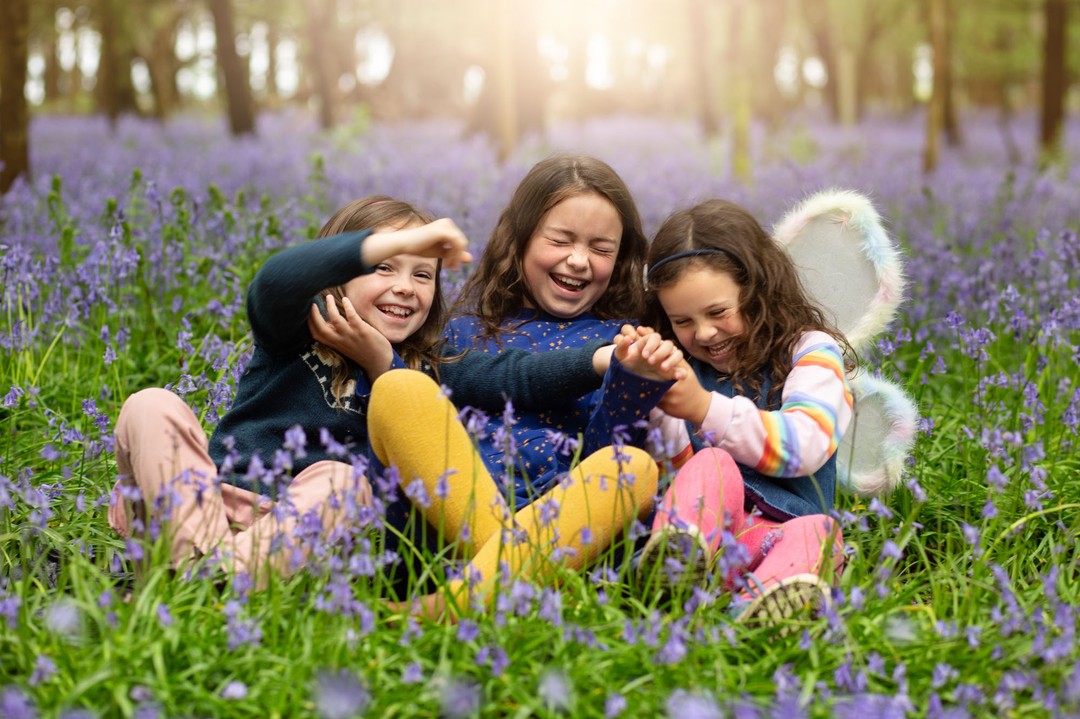 Happy Monday everyone...cannot wait for Spring this year and my bluebell sessions. Such a beautiful backdrop.
Dates to be released next month but join my priority list now to avoid missing out.
https://www.sjrichardsonphotography.com/bluebellminisessions
.
.
.
.
.
.
.
#sjrichardsonphotography #bluebellphotoshoot #springphotoshoot #familyphotographer #oxfordphotographer #henleyonthamesphotographer
