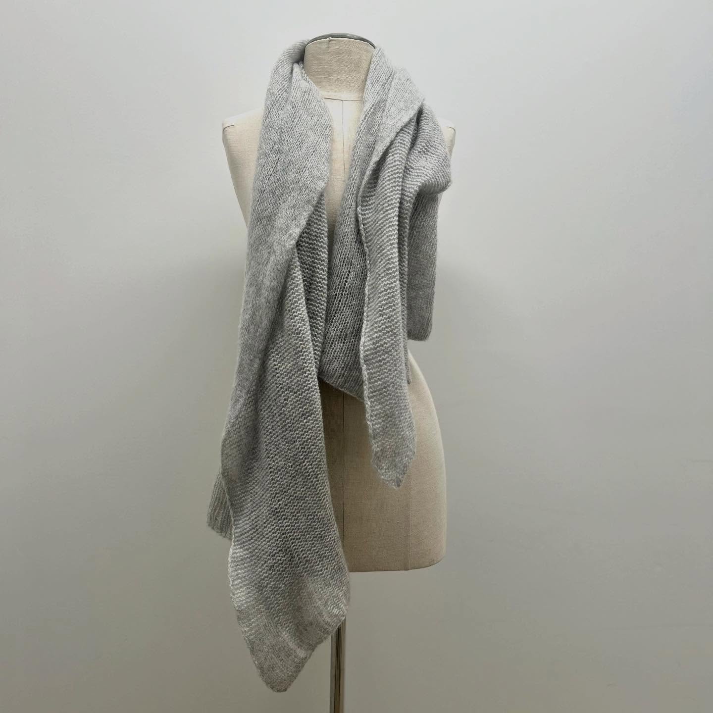 Works well as a scarf too