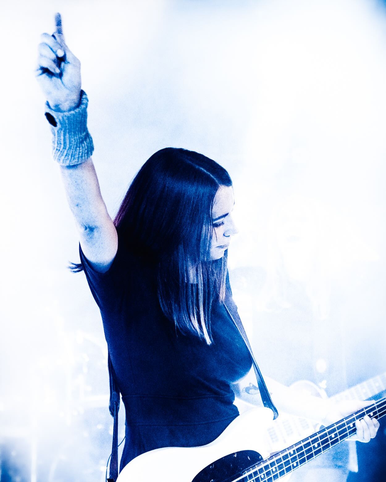 Yes!! Heute in einem Monat gehen wir steil @galvanikzug ! 🥳🤩🥳
Für ordentlich Rambazamba sorgen @monofones , @tightfinks , @the_crumpets , @thenogoodniks & @miss_behaving_13 .
Den 15.03.24 im Kalender eintragen - oder noch besser: Tickets kaufen! @seetickets_switzerland
Wir freuen uns!!! ❤️🔥
Pic by @t13fotografie
#delilahsmusic #delilahsandfriends #monofones #tightfinks #thenogoodniks #thecrumpets #djmissbehaving #livemusic