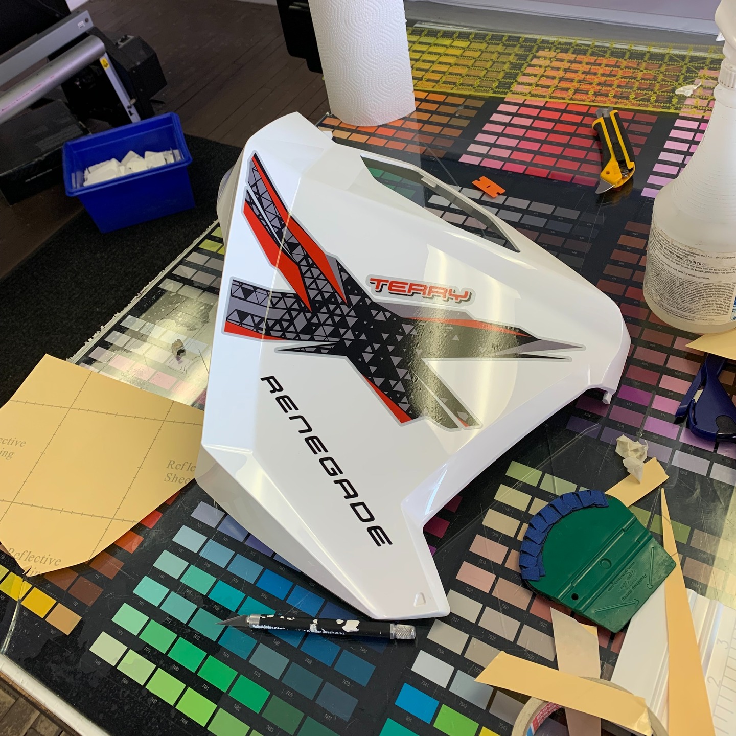 Need graphics or numbers for your snowmobile? We can help with that!
#snowmobile #sledgraphics #reflective #vinyldecals
