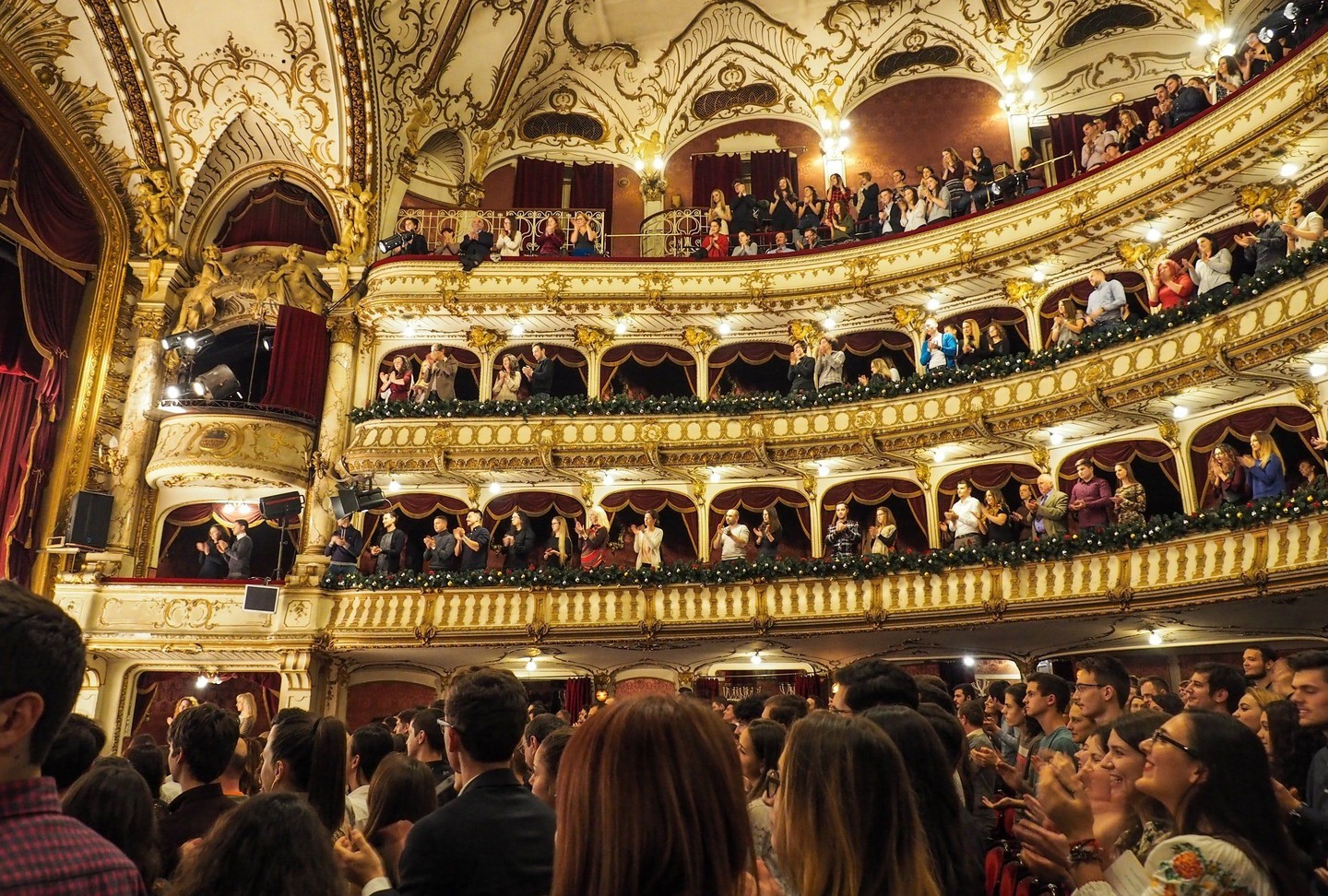 Before university, I never went to a concert— well except that one time when I was in high school, I went to see, at the time, my one true love, Prince Royce. #concert #musicblog
https://buff.ly/3OL58rs