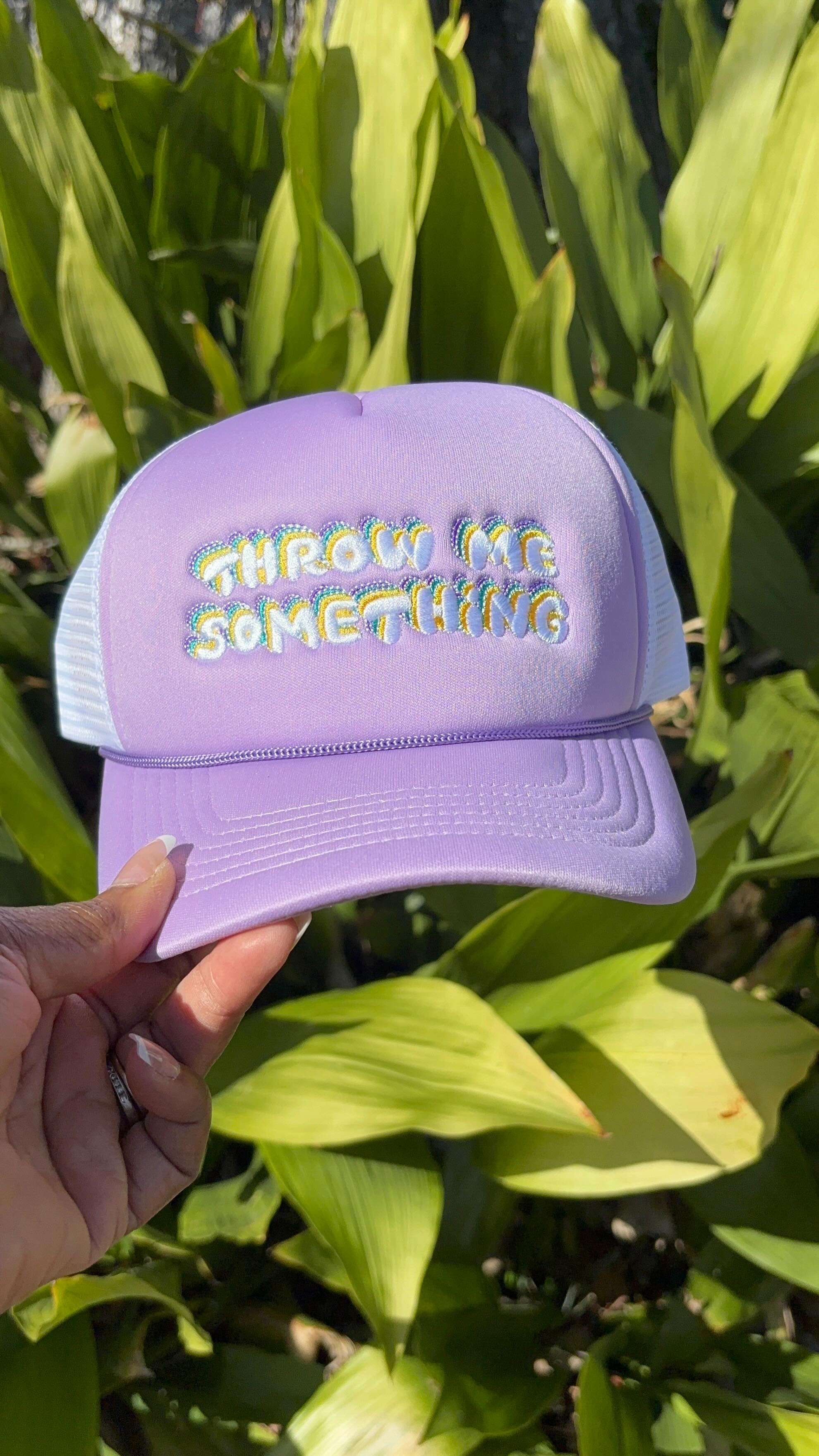 THROW ME SOMETHING, MISTER!
Say it loud! Wear it proud!
Consider this cap, a Mardi Gras parade essential!
Order online at @seauxlouisiana
🔗www.seauxlouisiana.com
#mardigrasstyle #louisianagirl #mardigrasparade #throwmesomethingmister