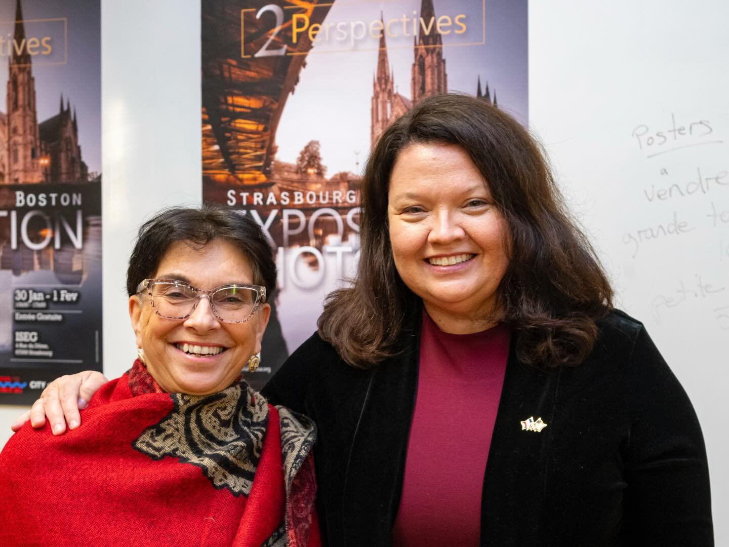 Many thanks to all who made 2 Perspectives possible! We are delighted so many of you joined us. In particular, US Consul Yvonne Gonzalez, the mayors office of Strasbourg, ISEG, our friends at the PCCA and all of our AEU volunteers. A special thanks to the family of Marie Maurer.
Merci mille fois!