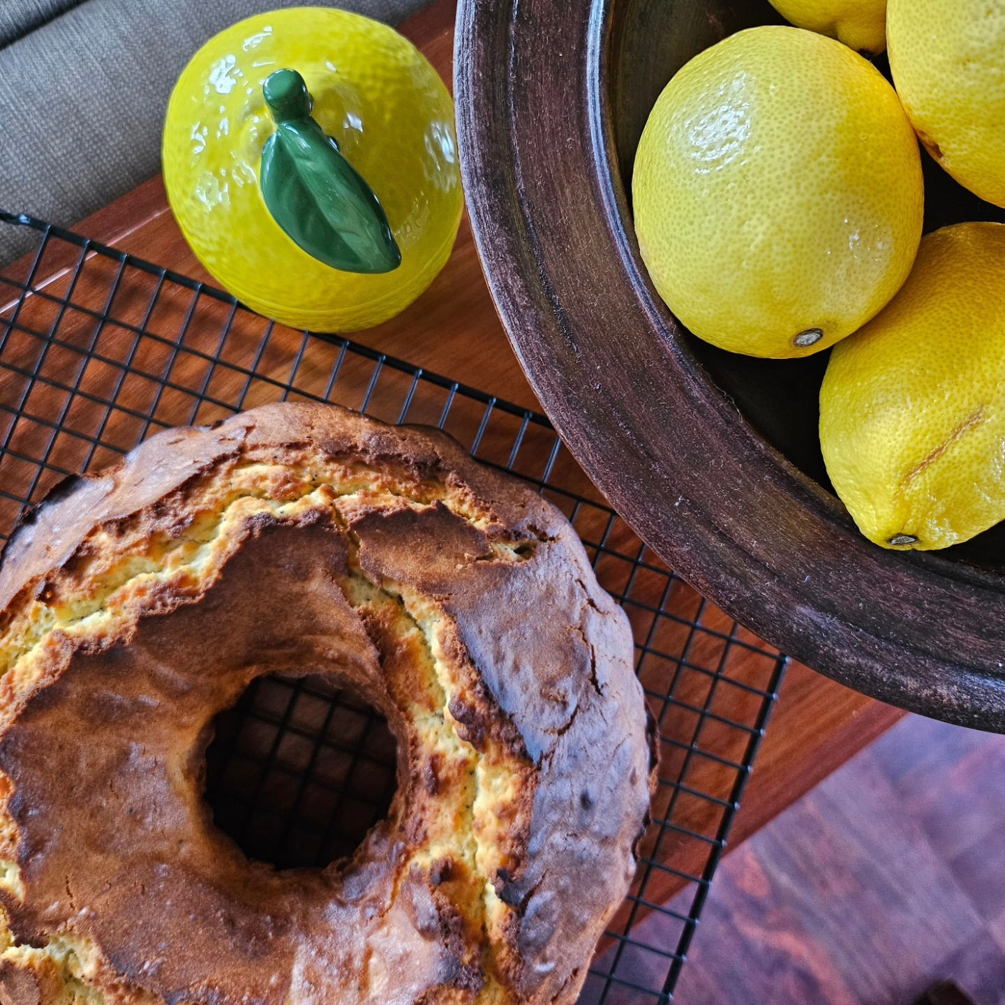 Procrastibaking this morning instead of office work...this turned out to be a lovely lemon and poppy seed sourdough discard cake from
https://www.theperfectloaf.com/sourdough-starter-discard-cake-ciambella/
But you can substitute the sourdough discard with flour and water, as the recipe will tell you.
I didn't use limoncello in mine, I used a full lemon from the garden. I also substituted half the oil for our olive oil (our olive oil has quite a strong peppery flavour, so couldn't substitute 100%, that would have messed with the flavour of the cake)
Happy Thursday ❤️
.
.
.
#theperfectloaf #homemade #lemon #lemonandpoppyseedcake #sourdoughdiscard #sourdoughdiscardcake #homemadecake #lemons #lookwhatimade #farmhouse #farmgirl #camdennsw #macarthurmums #olivegrove #olivefarm #oliveoilfarm