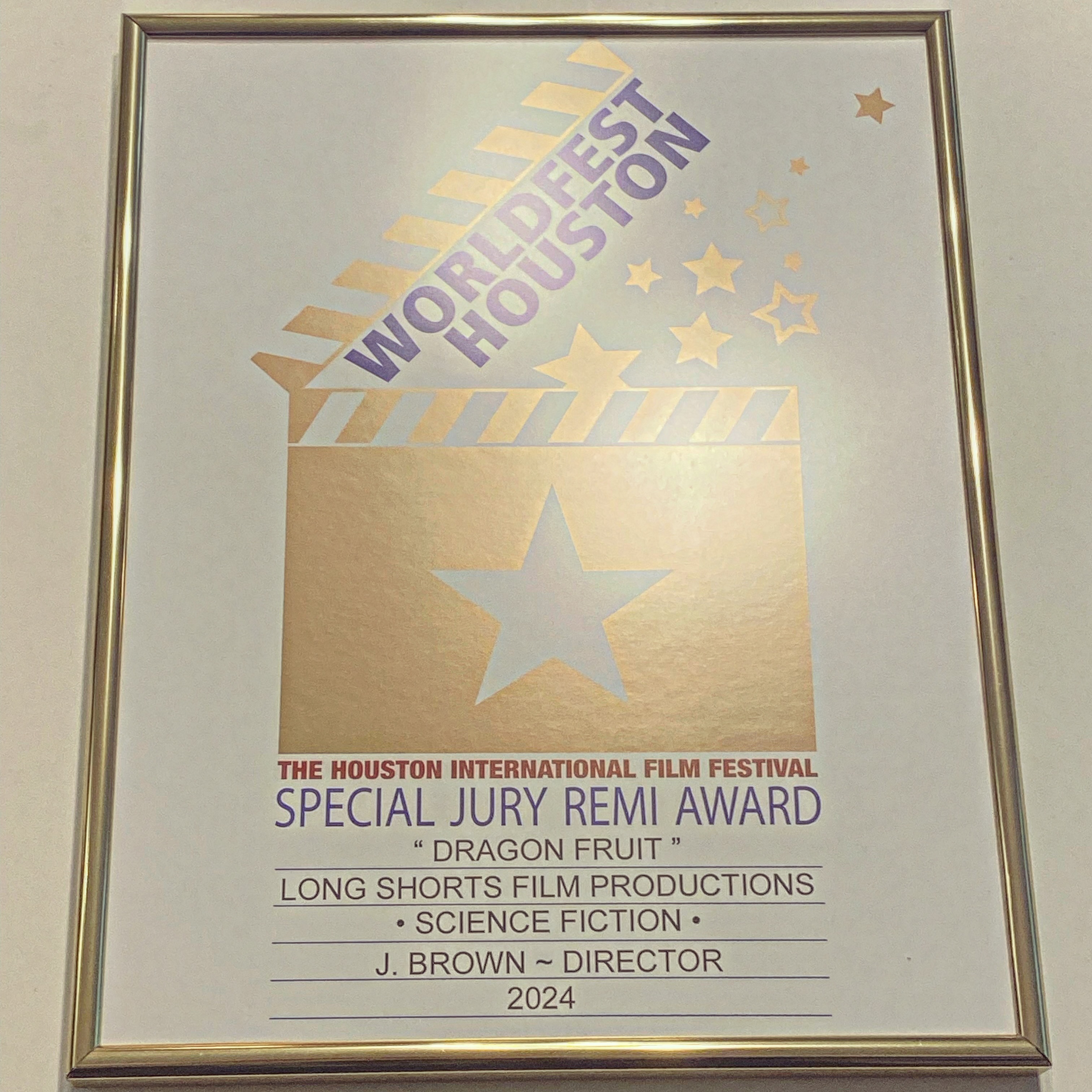 The account has been quiet these days because I moved apartments and am still digging things out of storage, but I assure you we are still open! We also got this lovely award plaque from @worldfesthouston which may or may not qualify us for a Canadian Screen Award! If @thecdnacademy could please answer emails from people outside of Toronto, that would be great!