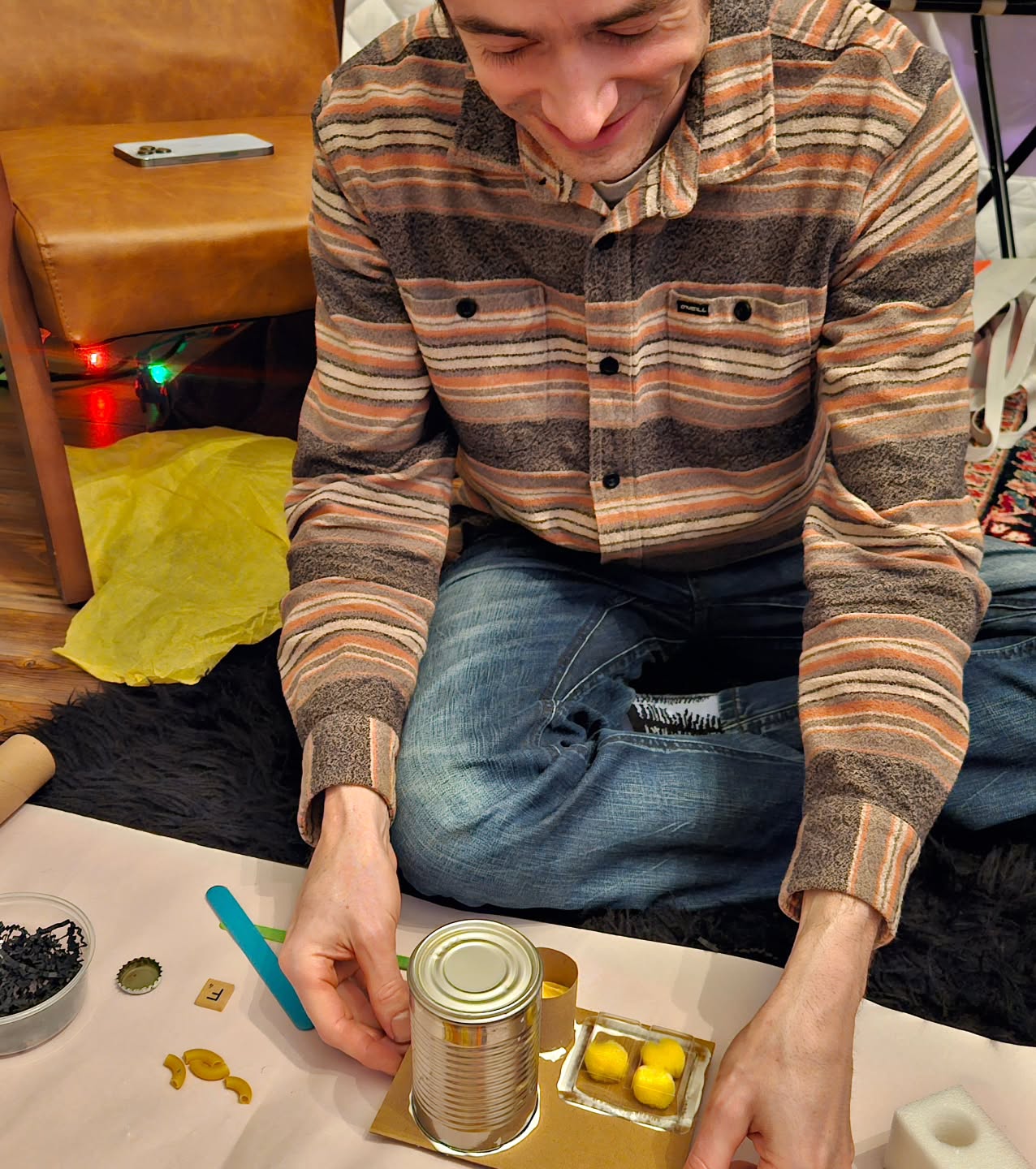 A little stress relief craft time, sure to put a smile on your face
#crafttime #creativitylab #cozyartist #creatingtogether