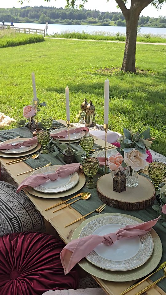 Spring, is that you playa? 🌷🪻☀️
This warmer weather has us dreaming about our luxury picnics! Whether you are celebrating an occasion or just a special moment together, enjoy some intentional time with those you love.
From setup to tear down, we handle every single detail so all you need to do is relax and enjoy! Multiple themes, customizations, packages, and add-ons available.
Now booking! heartlandgatherings.com
📍 Omaha, Nebraska + beyond!
#OmahaPicnics #OmahaLuxuryPicnics #Omaha