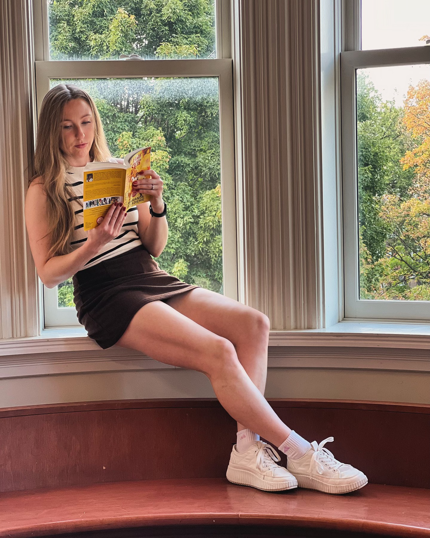 It finally feels like fall 🍂🍁 It’s stay-inside-with-a-good-book weather 📚🙌🏻❤️ extra credit to anyone who has read this book or seen the movie. You can watch my multiple-part review of it on my page
.
.
.
.
.
.
.
.
.
.
.
.
.
.
.
.
.
.
.
.
.
#fall #sweaterweather #autumn #autumnvibes #fallvibes #fallseason #collage #read #readmorebooks #reading #bookrecommendations #bookreview #history #readingtime #readinglist #bookstagram #bookclub #halfofayellowsun #chimamandangoziadichie #africa #goodbooks #literature #novel #university #editor #dissertation #gradschool #nigeria #phdlife #phdstudent