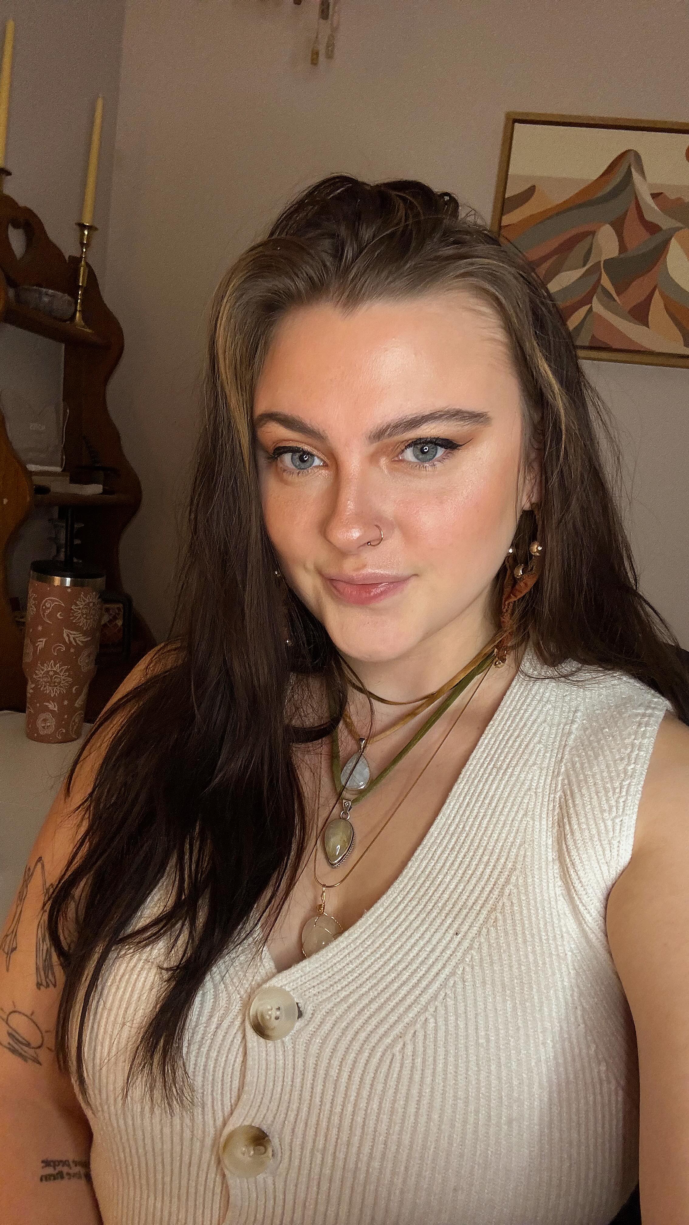 Body image has followed me through so many versions of myself, from being told I was “too thin” to being told I was “obese.” Learning to accept my body in every era has been messy, emotional, and ongoing. I’m grateful this conversation is finally being spoken out loud, because our bodies deserve compassion at every stage of the journey.
#bodyimage #healingjourney #selfacceptance #mentalhealthtalk #realtalk