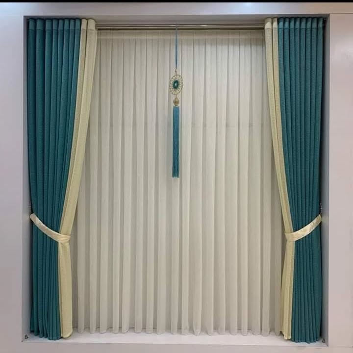 #curtain