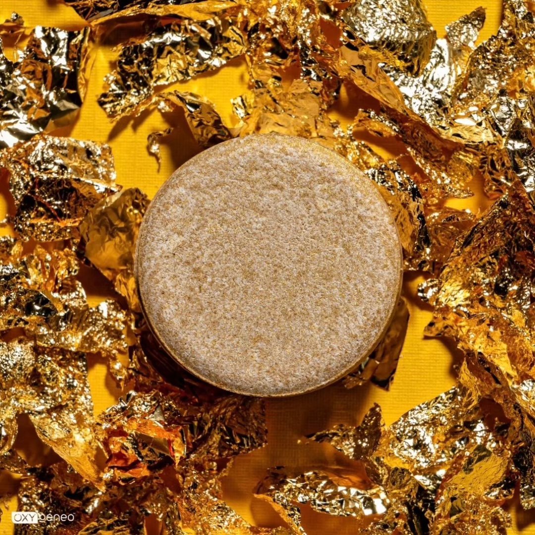 Our Favorite Oxypod...The OxyGeneo Glam Pod!
It is a luxurious facial treatment that offers several benefits for your skin. Let’s delve into its advantages:
✨️Immediate Results: After just one session, you’ll notice visible improvements in your skin. The treatment works quickly to enhance your complexion.
✨️Natural Oxygenation: The OxyGeneo Glam Pod utilizes the Bohr Effect to naturally oxygenate your skin from deep within. This process ensures optimal skin oxygenation and increased cellular activity.
✨️Relaxing and Soothing: The treatment is not only effective but also soothing and relaxing. It provides a pampering experience while rejuvenating your skin.
✨️Infusion of Active Ingredients: During the treatment, powerful natural active ingredients are infused into your skin. These ingredients nourish and promote a healthier, smoother complexion.
✨️Long-Term Improvement: With regular sessions, you’ll notice long-term improvements in skin texture and overall appearance.
✨️Suitable for All Skin Types: Whether you have oily, dry, or sensitive skin, the OxyGeneo Glam Pod is suitable for everyone.
✨️Vegan Ingredients: The treatment uses vegan ingredients, making it a conscious choice for those who prioritize ethical skincare.
Remember, the OxyGeneo Glam Pod is based on pure gold and premium ingredients, aiming to restore firmness, smooth wrinkles, reduce dark spots, and leave your complexion looking even, plump, and radiant. If you’re looking for a luxurious and effective facial treatment, this one is definitely worth considering! 🌟🍃
.
.
.
.
.
#OxyGeneo #OxyGeneoFacial #OxyGeneoMagic #oxygeneoyyc #24kgold #goldfacialyyc #HealthySkin #SkincareMagic #yycskincare #yyc #yycmodel #yycsmallbusiness #yycfacialtreatment #yycbeauty #calgarybrides #calgaryfacials
📸@oxygeneo_dermaspark