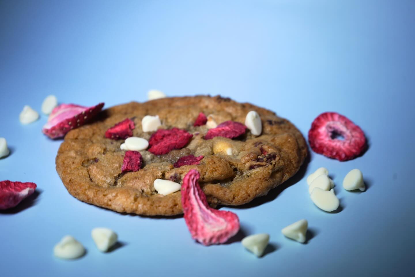 4 NEW flavors available for this month ONLY! 💌
- STRAWBERRY WHITE CHOCOLATE 🍓
- DARK CHOCOLATE CHERRY 🍒
- WHITE CHOCOLATE RED VELVET ❤️
- PINK SUGAR COOKIE 🍪
Purchase available on sugarcoatedbaked.org for local delivery or U.S. shipping