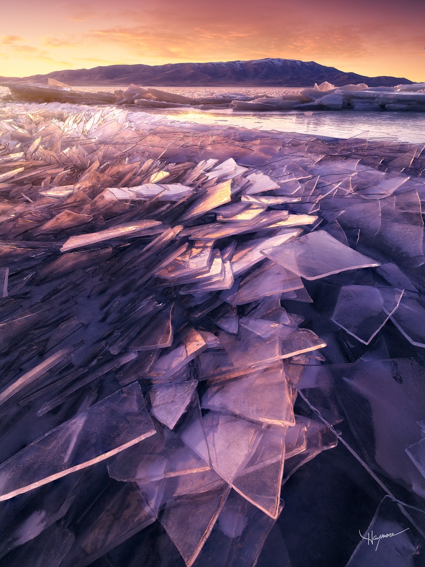 Okay Utah, how are you so spectacular?!
These massive ice sheets build up and get pushed on top of each other when wind blows across the lake. As you carefully walk around, the sounds of breaking glass literally feel like it’s going to give out and break through.
East Coast friends are always giving me a hard time about exploring Utah so much and not feeling the need to go east. It definitely isn’t @dusty_doddridge and @jcmcgreehan being naïve to how cool and diverse Utah is. 😄