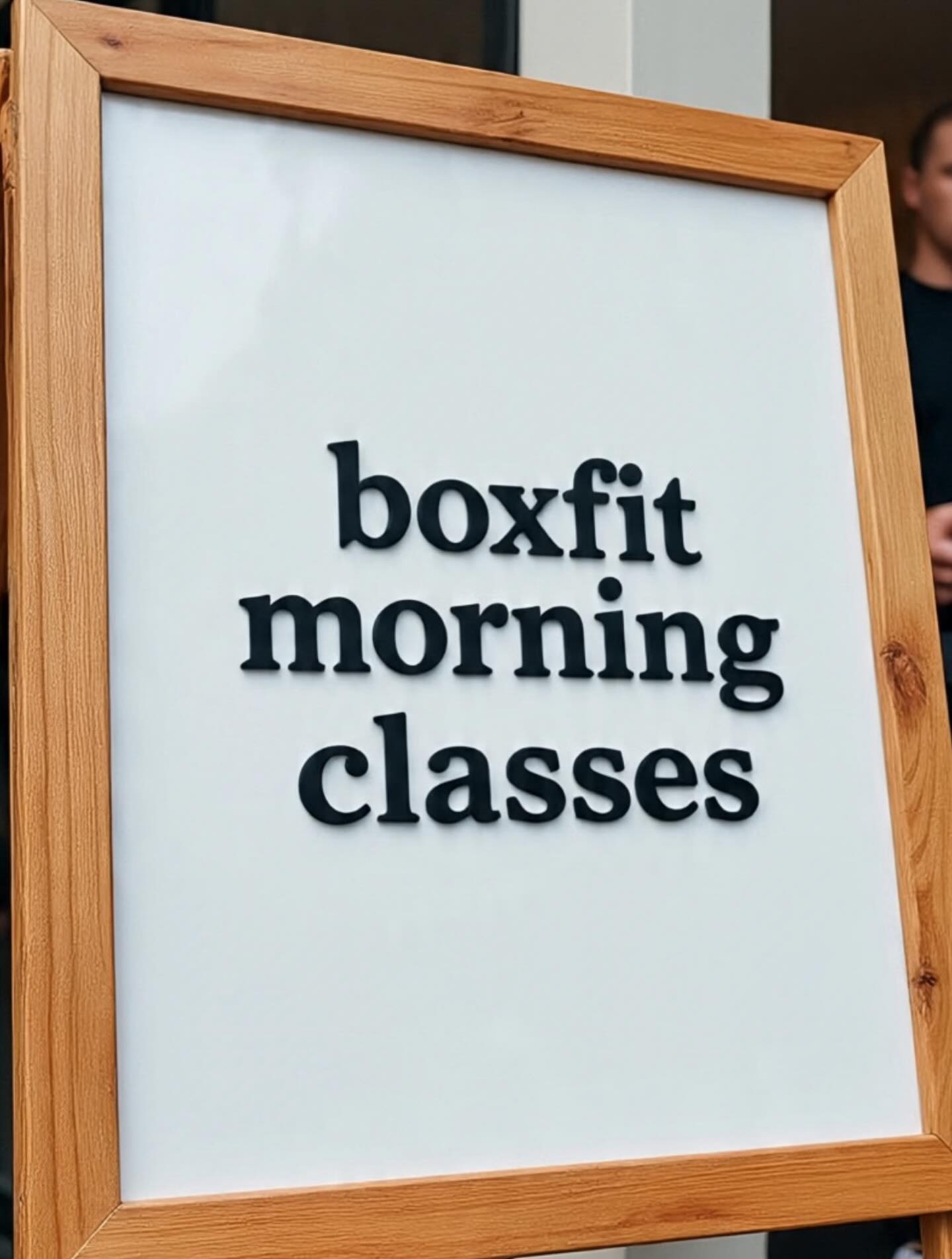 MORNING BOXFIT 🥊
A Boxfit session where you’ll get a good sweat in with great people.
All levels welcome, no egos, just solid work, good vibes, and a strong way to start the day.
⏰ Mondays | 9am
📩 Message us for more info!