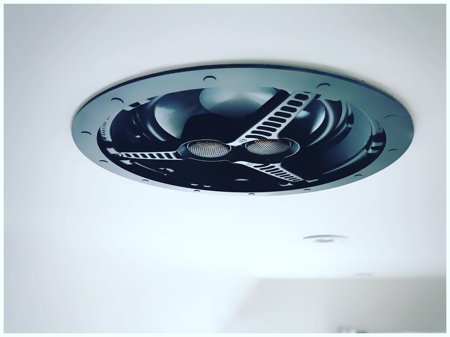 Monitor Audio offers a Lifetime Warranty on most products in the Custom Installation speaker range and 5 Years Warranty on Amplifiers and music Streamers!
This only applies when purchased and installed by an authorised dealer like us!
If you want yours installed or find out more, get in touch👇
📞 07843 093 721
📧 enquiry@leotechsystems.co.uk
#music #multiroomaudio #custominstallation