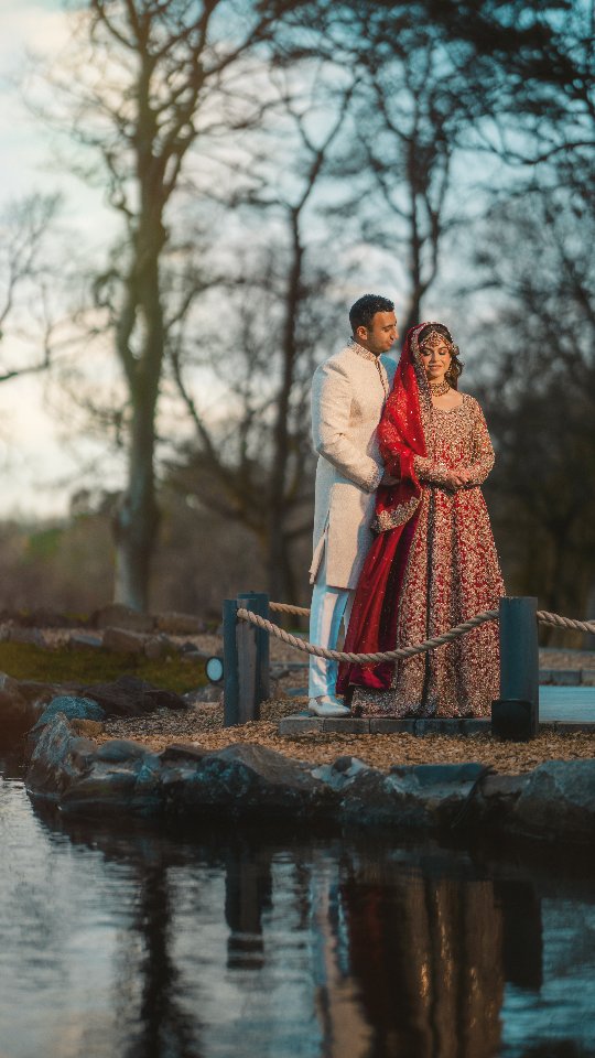 Congratulations to Umer & Lauren
May Allah swt bless you both Aameen
Photography @creativecapturesuk
Cinematography @creativecapturesuk
Hair and Makeup @meenomua
Brides outfit @kanwalmalik.official
Mehndi @monamehndi