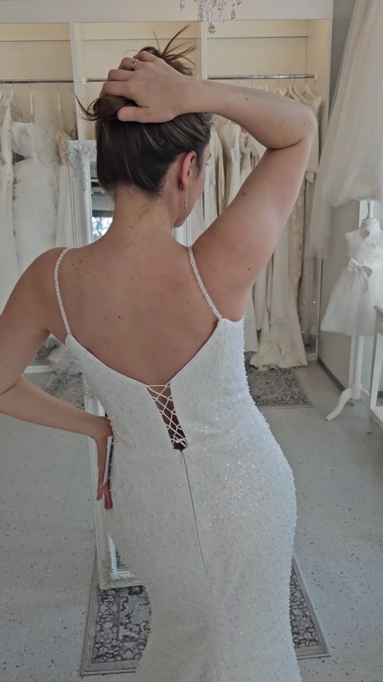 Amazing mermade style wedding gown by @irina_rogusina_dresses
Model @krasovita
Dress is available only at 𝐄𝐥𝐞𝐠𝐚𝐧𝐭 𝐀𝐟𝐟𝐚𝐢𝐫𝐬
Book your appointment in advance!
#häämekko #morsian #hääpukuhelsinki #häät #morsiuspuku