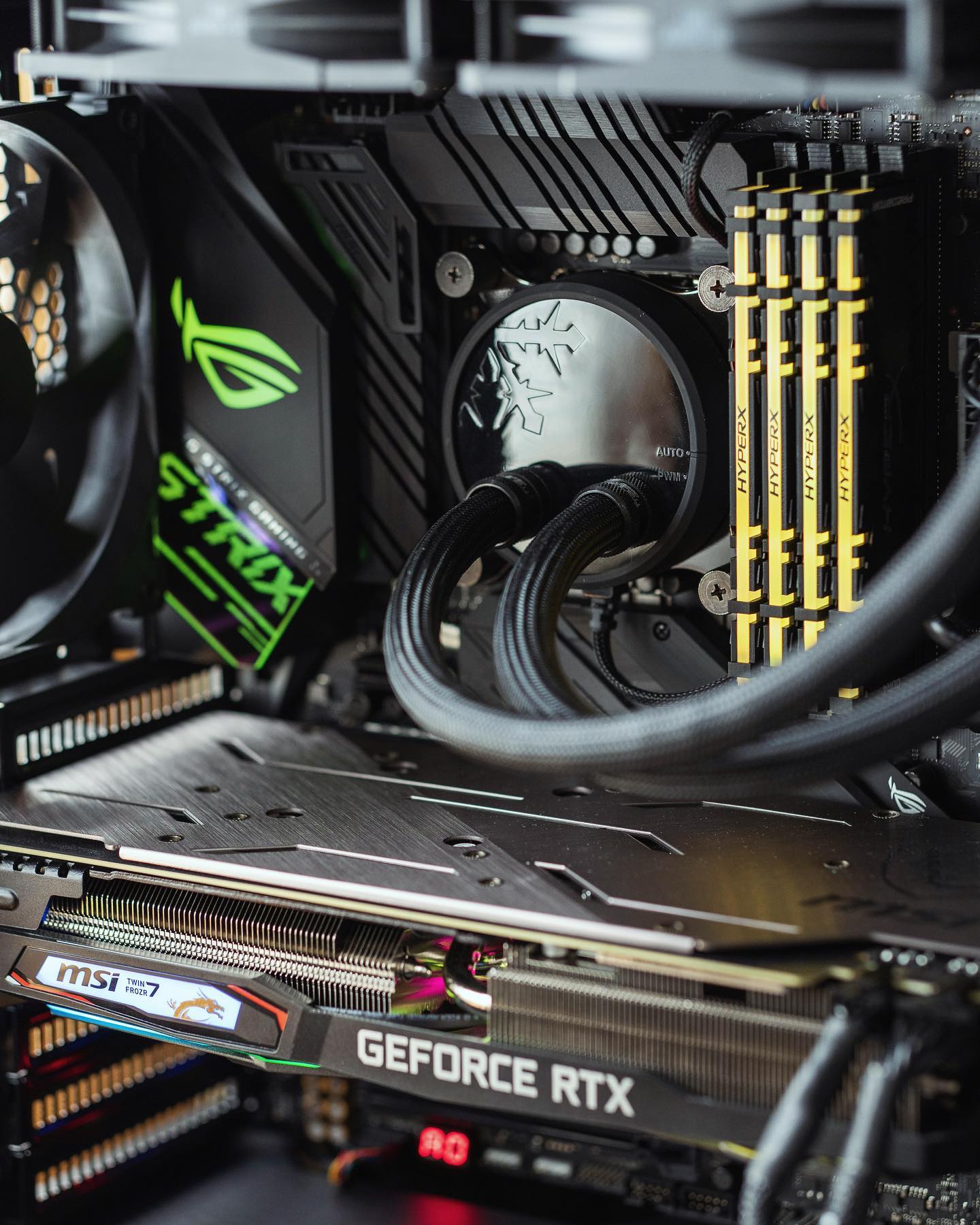 What’s your favourite PC game of all time? Tag a friend who needs this setup in their life.
#pcgaming #pcsetup #gamer #gaming #tech #build #pcmasterrace