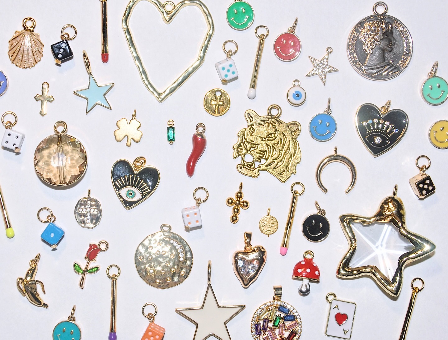 Some options for the Charm Bar✨✨✨ Do any catch your eye?? 👀
#smallbusiness #jewelry #shop #shopsmall #handmadejewelry #madewithlove #charmbar #handmade #style #jewelry #charmnecklaces #custommade #charms