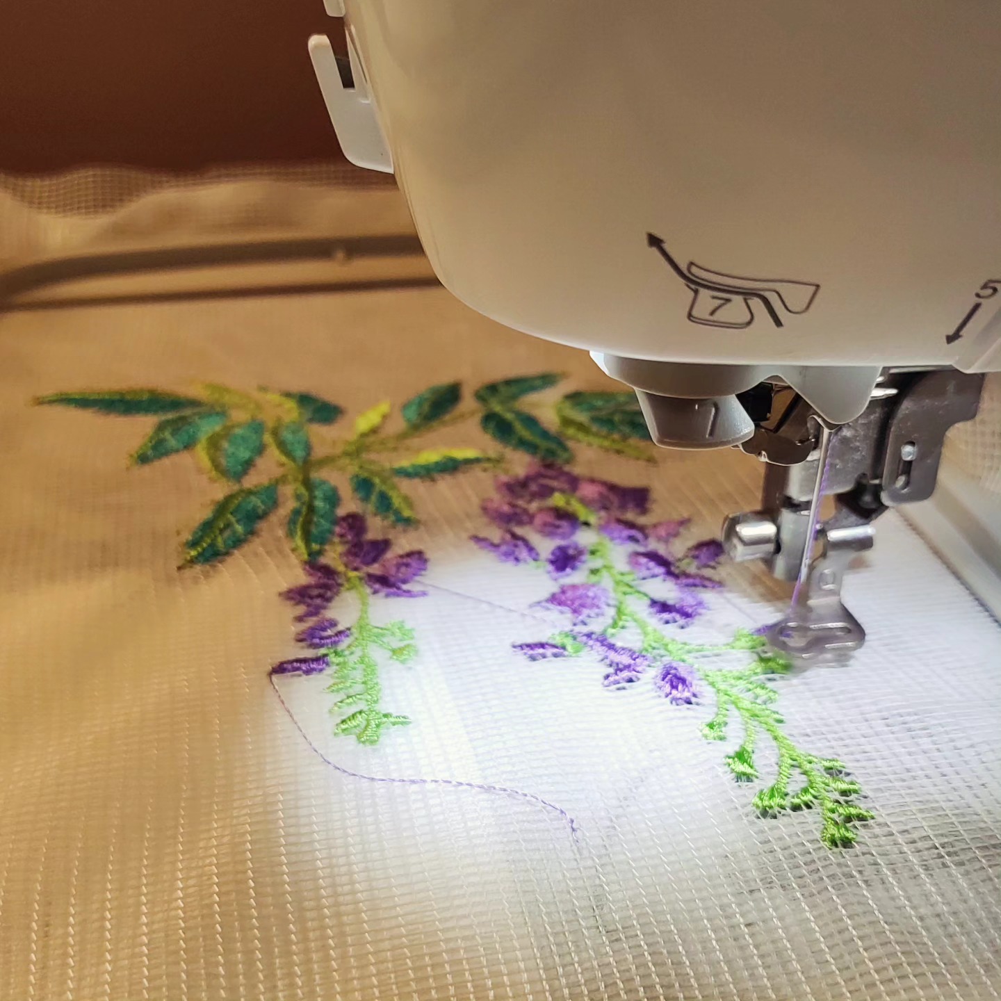 #embroidered , #ompelu #kuvalahjat #dtfprinting #sublimation #kuvapaita #lahjaidea #joulupaita #ompelu #käsityöt #handmade