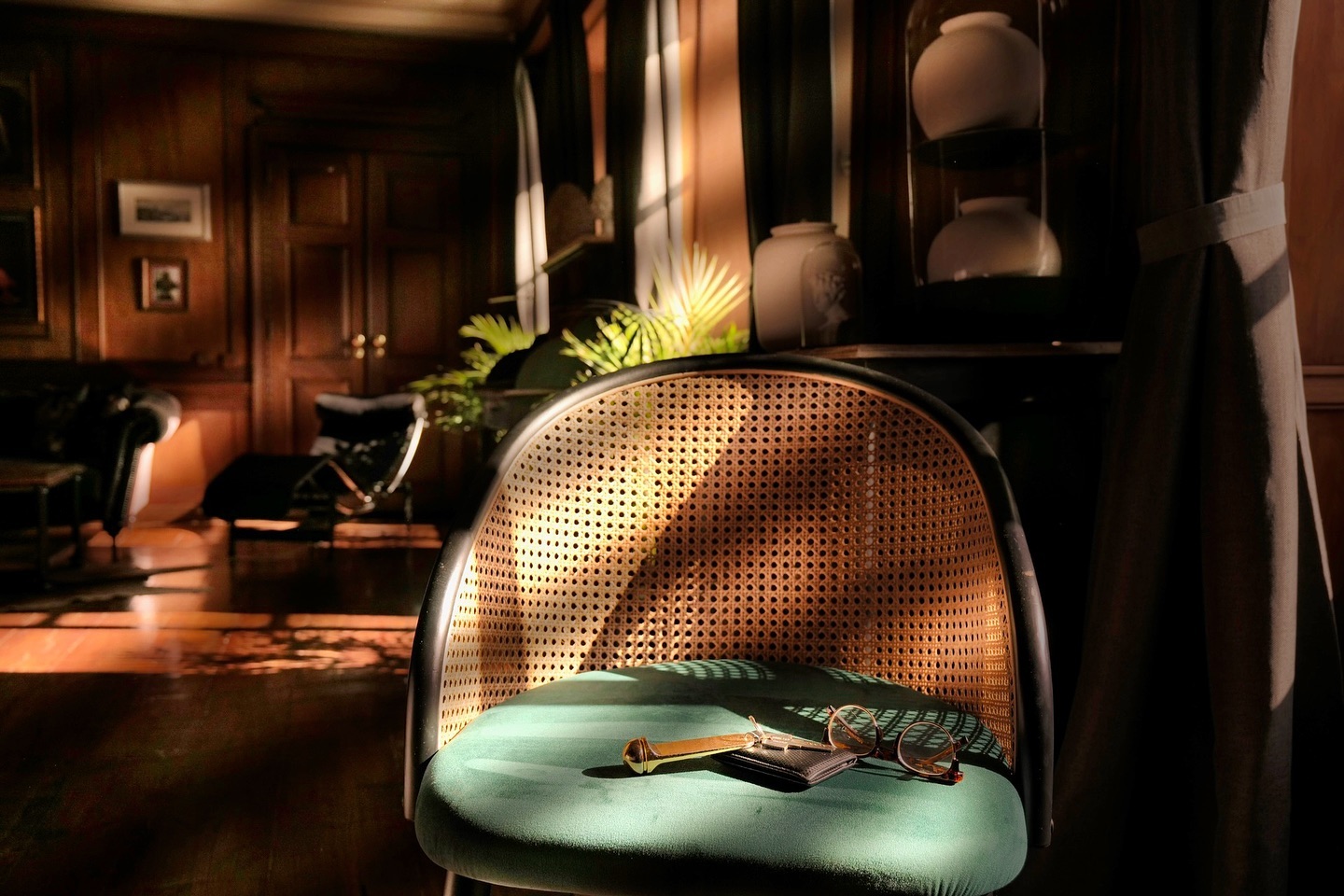 Golden Hour illuminating your suite in beautiful light for laid-back Lisbon afternoons โจ
#boutiquehotel #travel #weekendvibes #lightitup #hotellisboa