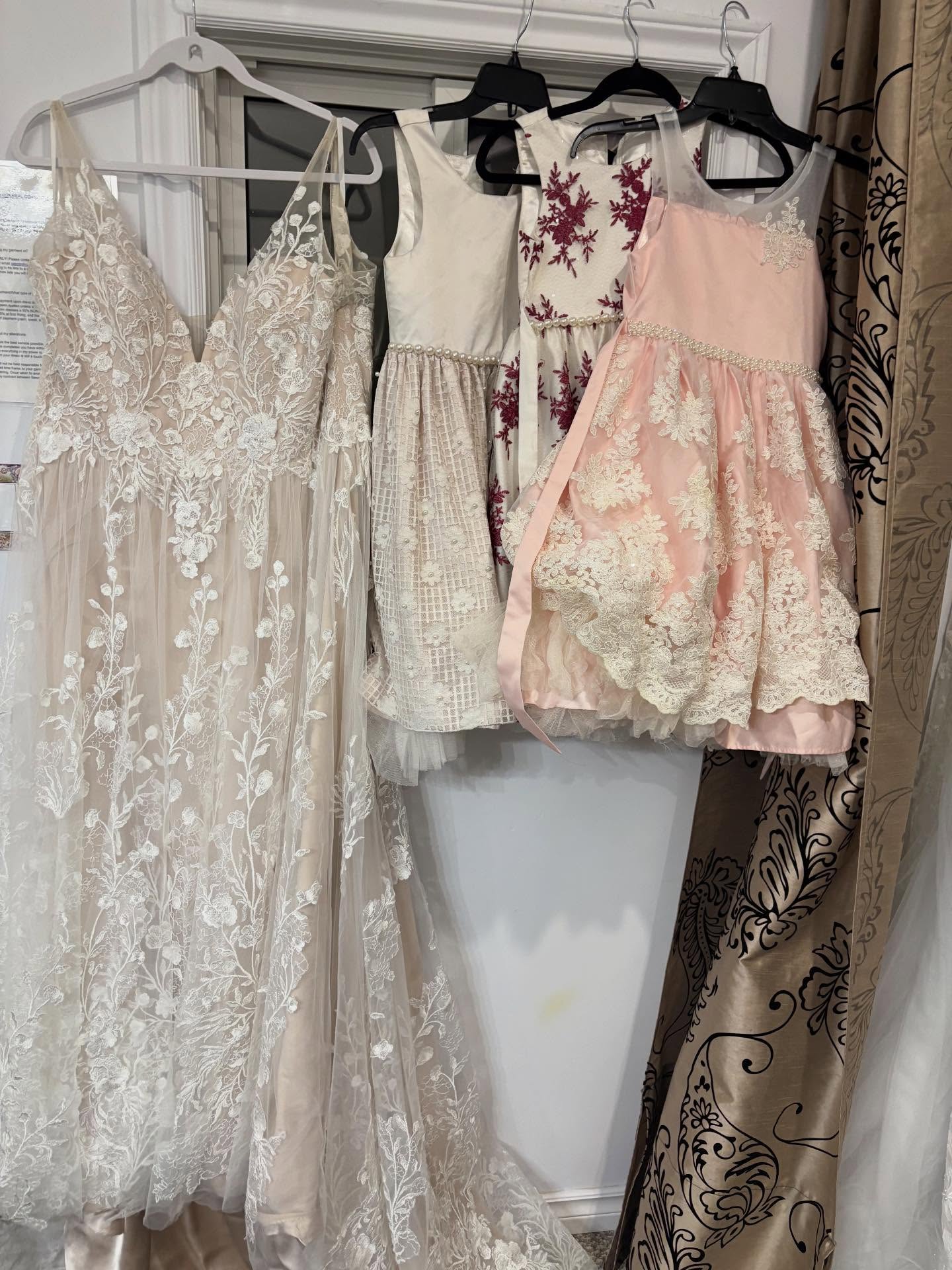 Today was an amazing day for new consignments!
See something you like? Dm to book your appointment or book directly through our website booking page at www.sewrenitycreations.com
Madi-Lane Harper wedding dress
Hemmed to 5’7”
Size 18
Retails for $2,200.00
Consignment price: $800
3 American princess flowers girl dresses
Sizing 6-8
Consignment price: $20 each
Dark green azazie (size 16)
Navy blue Vera wang (size 14)
2 dusty pink David’s bridal brand (size 14 and size 20)
Consignment price: $50 each
David’s bridal shirt bridesmaids dresses in 2 shades of purple, 2 coral and 1 yellow (sizing size 12-16)
Brand new with tags hush purple sleeveless bridesmaid dress (size 10)
Consignment price: $30 each