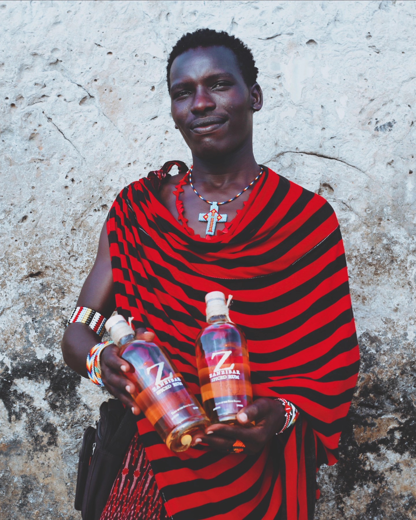 Zanzibar Spiced Rum on a Friday evening 🤌🏽
Hakuna Matata🍹
We're available in Zanzibar as well as the UK! Looking for something to spice up your back bar or drinks cabinet? Slide into our DMs 🙌🏽
#zanzibarrum #zanzibargin #zanzibarspicedgin #masai #zanibarspicedrum #spicedrum #zanzibar #hakunamatata