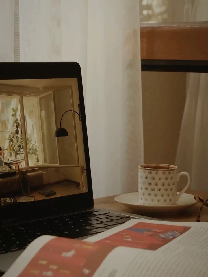 Stonewalling looks like distance, withdrawal, or complete shutdown.
But underneath is usually overwhelm — not indifference.
The partner on the other side feels invisible, ignored, and powerless.
Repair becomes impossible when communication disappears.
Learning how to stay present — even quietly — can change everything.
Listening is participation.
If shutdown has become the norm in your relationship, help can create a way back.
Visit the link in our bio to learn more or book an appointment.