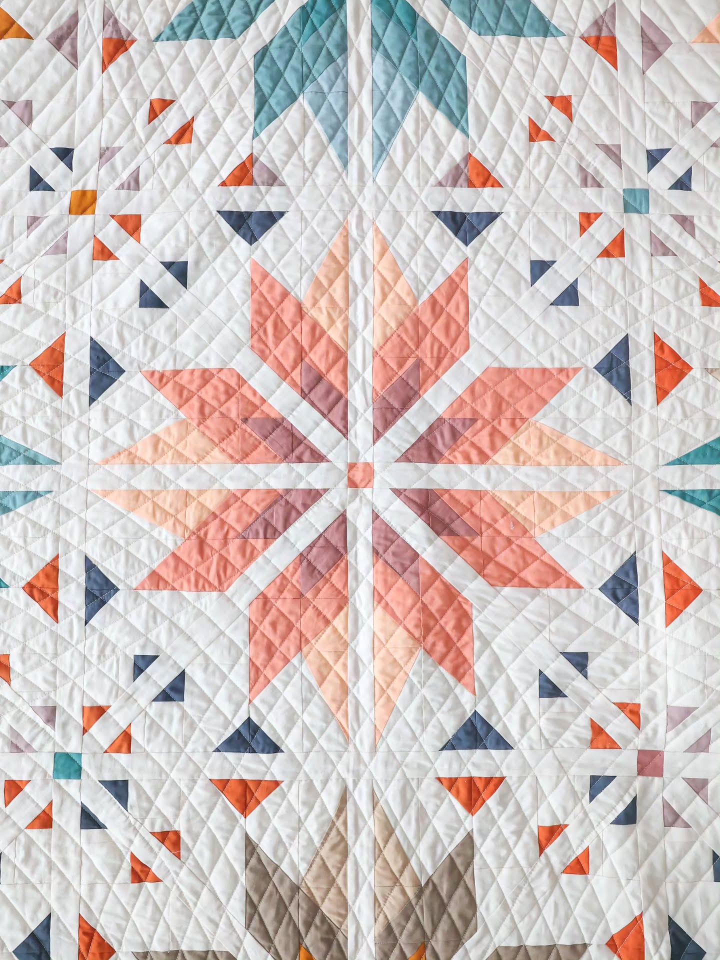 We're quickly approaching the Sweet Creek quilt pattern release on this Thursday! I have lots of resources to plan your quilt!
*You can make your own mockup for all the Cover Version sizes or the Throw FQ Mix & Match size!
*Take the guesswork out of choosing colors and snag a quilt kit from a wonderful shop!
*Find fabric requirements to plan your own quilt!
*Sign up for my newsletter to get the link to the pattern sent to your inbox on launch day!
🎉 And check back tomorrow for a big GIVEAWAY! 🎉
Pattern: Sweet Creek Quilt Pattern by me coming February 5th!
Quilt Shops Offering Kits: @goingcoastalfabrics @fieldstone.fabric @craftymoose_quilts @northernskyfabrics
#sweetcreekquilt #heckyespatterns #heckyessewco