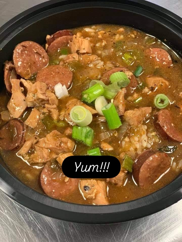 Things are getting hotter and hotter as we inch closer to Glassquerade. We are proud to share that Creole 2 Geaux is coming back to offer some delicious dishes, NOLA style. If you are itching for a taste of New Orleans, you don’t want to miss it.
Get more info and buy your tickets: https://www.columbusglassartcenter.org/glassquerade
Only 12 more sleeps. #glassquerade2026 #creole2geaux #glassblowing #party #nolafare
