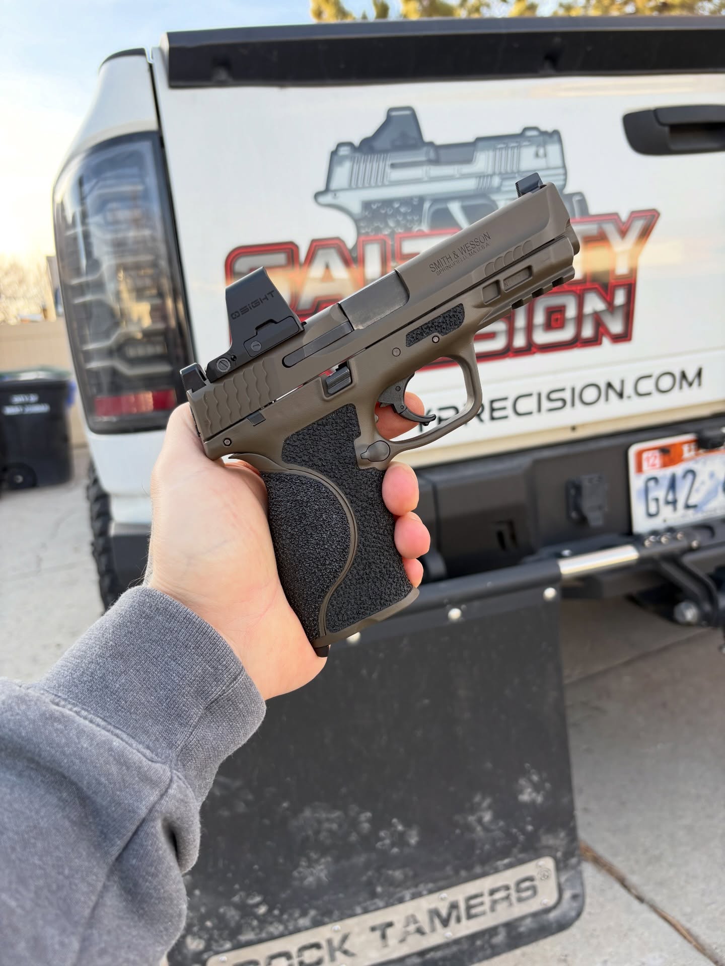 This M&P 2.0 came in for a full overhaul.
Cut the slide for an RMR, moved the dovetail back, laid down a coat of Patriot Brown Cerakote, added stippling, and finished it off with @angrybeararms2.0 AngryBearArms blackout irons.
Clean, functional, and built to be run.