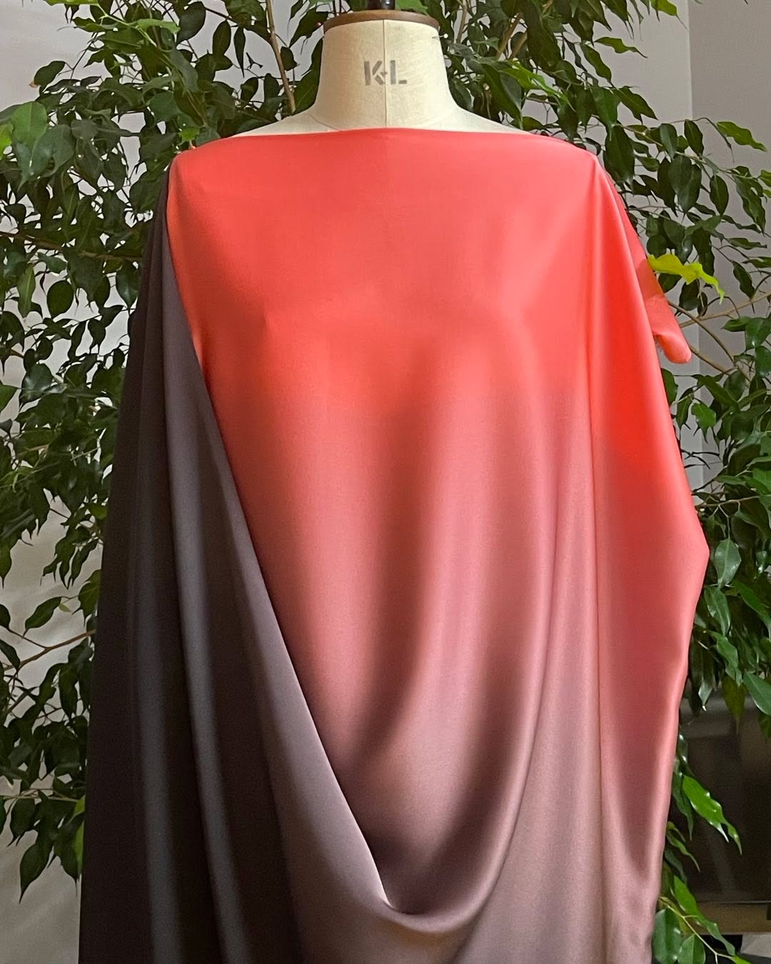 Silk Ombré speaks for itself #autumncouture #tailoringforwomen #couturewomen #madeinbritain #silkseparates #silkdresses #silktops