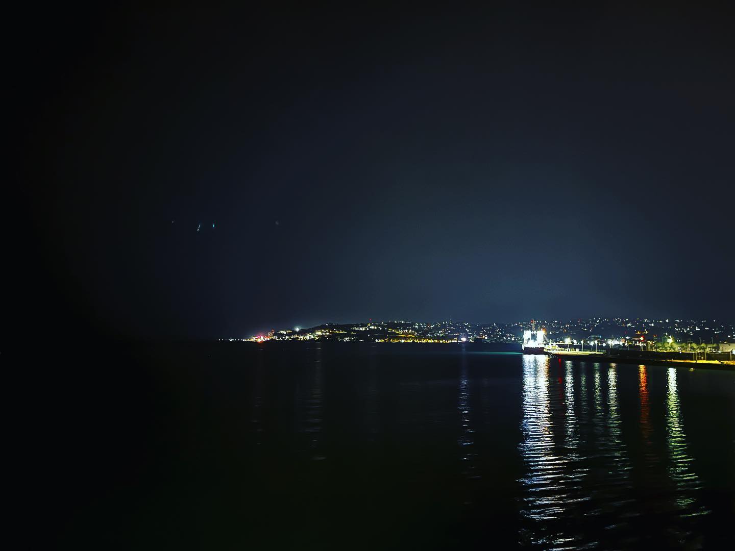 Take me to the ocean, let me sail the open sea.
To breathe the warm and salty air and dream of things to be. 🖤
.
.
.
.
.
#ericabillups #poetry #cruiseship #cruiselife #carribeansea #seaadventure #sealovers #oceanphotography #cruiseshipphotography