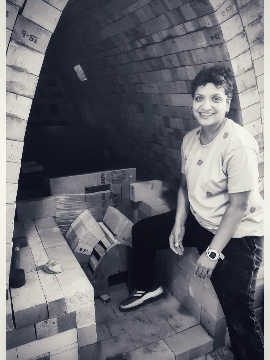 Veena Chandran
K A L I G A M A
Anagama Woodfired Kiln 🔥
Pune 2026
#anagama #woodfired #ceramics #pottery