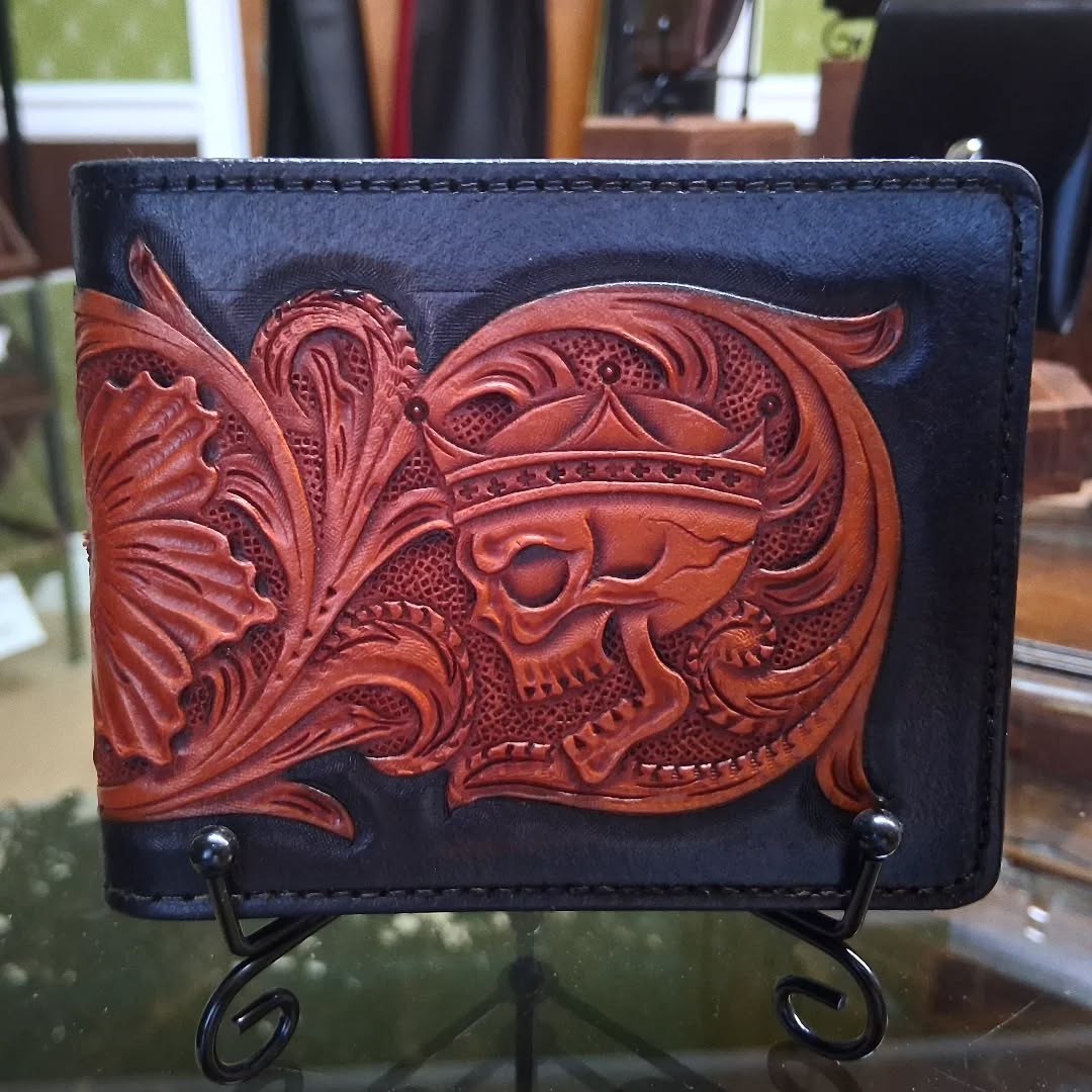 Death of Kings Bifold available at the shop. Discounted 20%. #bifold #leathertooling #leathercarving.