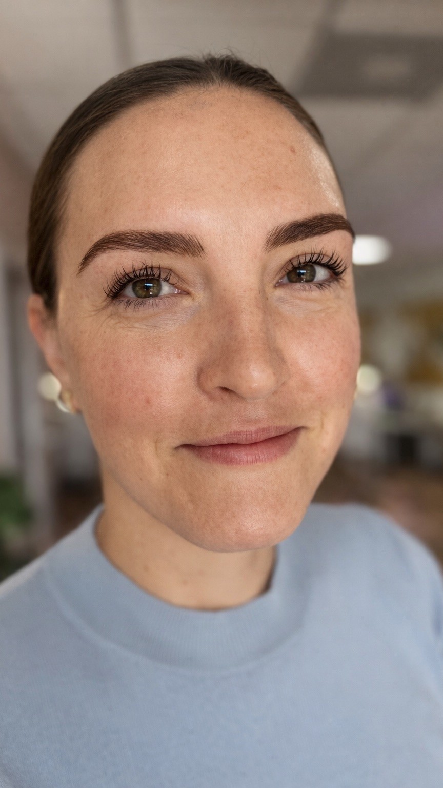 For the girls who want to look put together without trying every morning!
✨Save if this is your vibe
📍DM to book
#brows #southfloridabeauty #delraybeachfl #browshaping #eyebrows #lashlifts #naturallashes #lashes #lashlift