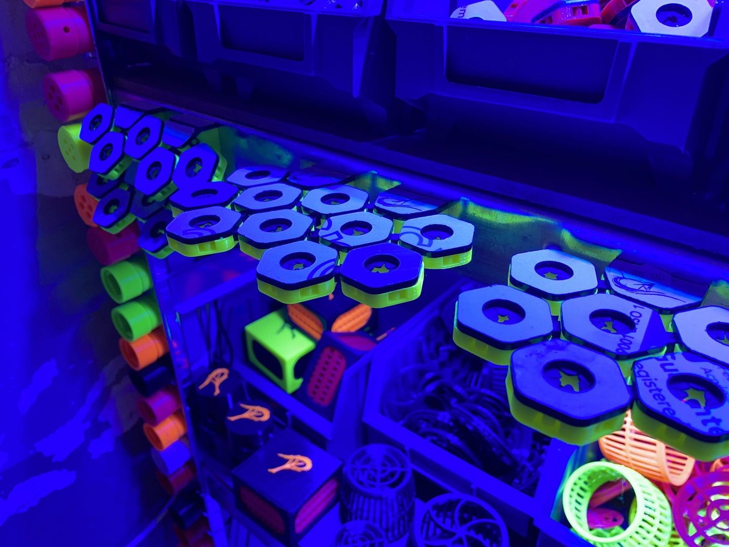 🌊 Your coral collection deserves a home that grows with it! 🪸
Our extendable frag racks are here to level up your setup. Available in stunning neon green, electric blue, and crisp white—they're not just functional, they're a vibe. Start small, expand big. Your dream frag system awaits.
🔗 Shop now:
🇪🇺 https://www.thepolyppros.eu
🇬🇧 https://www.thepolyppros.co.uk
#FragRack #ExtendableFragRack #ReefKeeping #CoralFarm #AquariumSetup #ReefTank #MarineAquarium #CoralKeeper #AquascapeDesign #ReefNerd #CustomAquarium #CoralFarming #AquariumHobby #ReefAquarium #MarineLife #CoralPropagation #AquariumCommunity #ReefKeeper #FragSystem #AquariumAccessories #ThePolyPPros