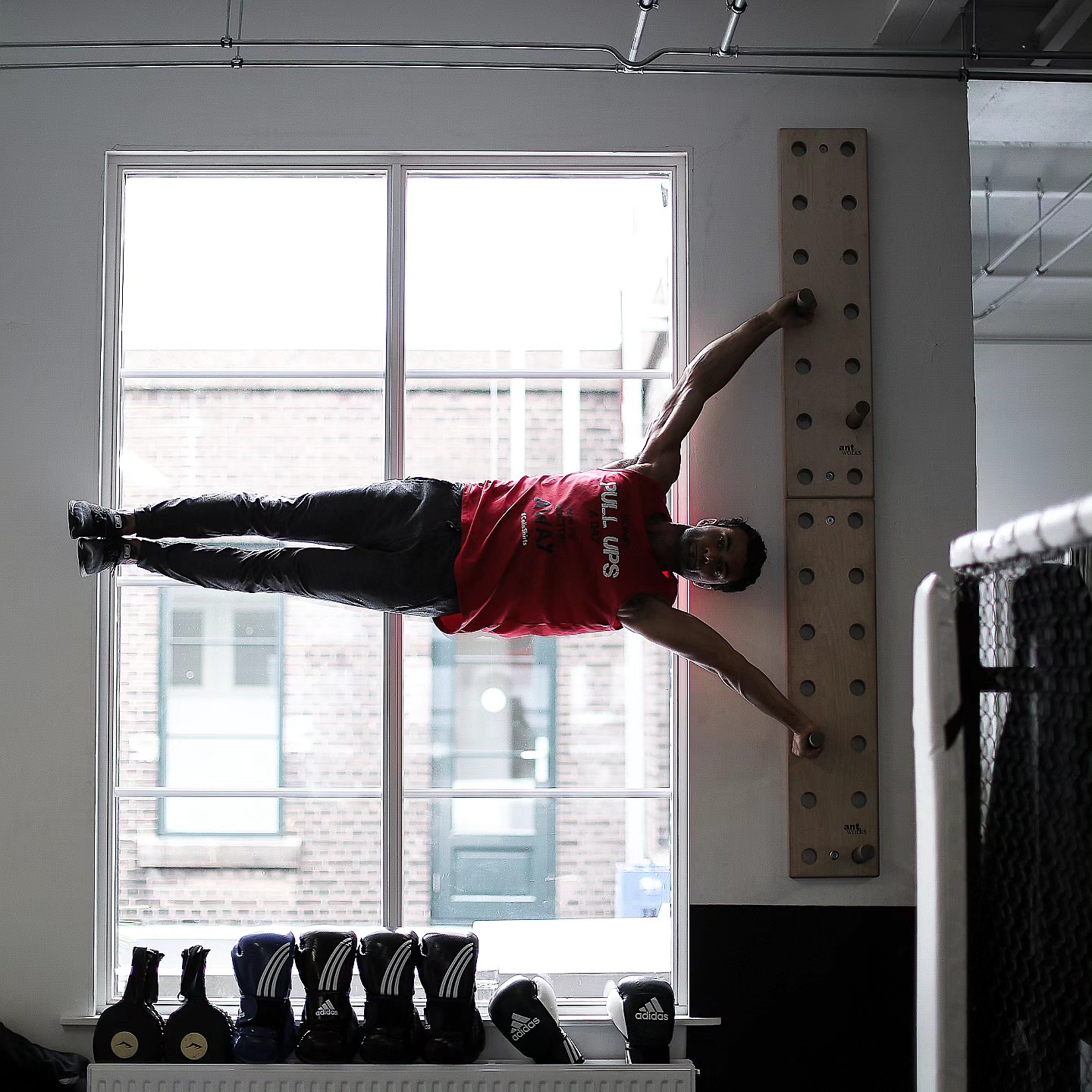 "Defying gravity with the #HumanFlag challenge! 💪🚩 Every moment of balance is a testament to strength and focus. Join the #CalisthenicsUnited movement and let's push our limits together!
🔥Click on my bio and use code CALISTHENICSUNITED for an exclusive surprise! 🌟
#StrengthInUnity #FitnessJourney #BodyweightMasters #ChallengeYourself #FitLife #LinkInBio