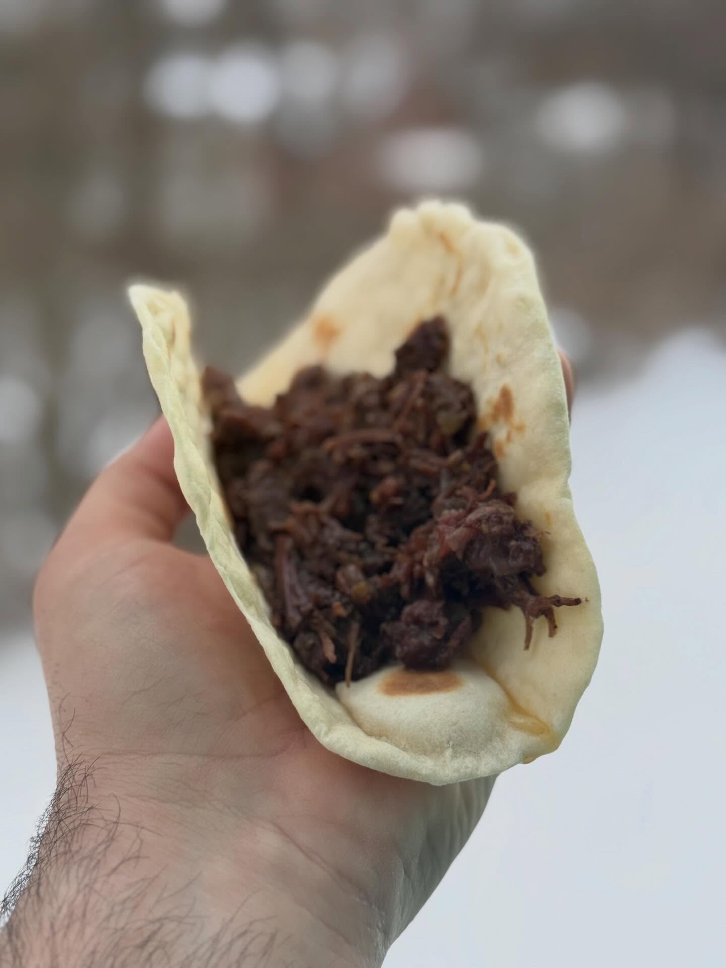 What a morning, never in my life I would have tacos while snowing….what a fever dream 😂