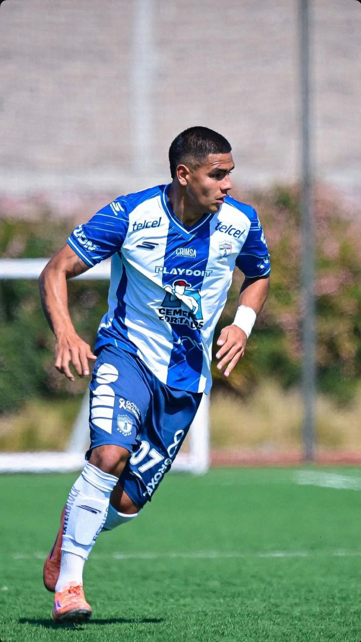 🔥 IAN ZAVALA – EJEMPLO DE QUE EL TRABAJO BIEN HECHO FUNCIONA
Más de un año entrenando con TRAIN ELITE con un objetivo claro:
🎯 llegar al fútbol profesional.
Hoy el trabajo da sus frutos:
✅ Convocado para hacer la pretemporada con el primer equipo del Pachuca.
✅ En su equipo:
3 partidos
3 goles
3 victorias
🚀 Velocidades de casi 36 km/h
Esto NO es casualidad.
Es método.
Es constancia.
Es entrenar con sentido.
Si tú también quieres entrenar como los mejores y llevar tu fútbol al siguiente nivel, comenta:
👉 “ELITE” y te ayudamos.
#trainelite #metodo90+ #entrenamiento #futbolistas