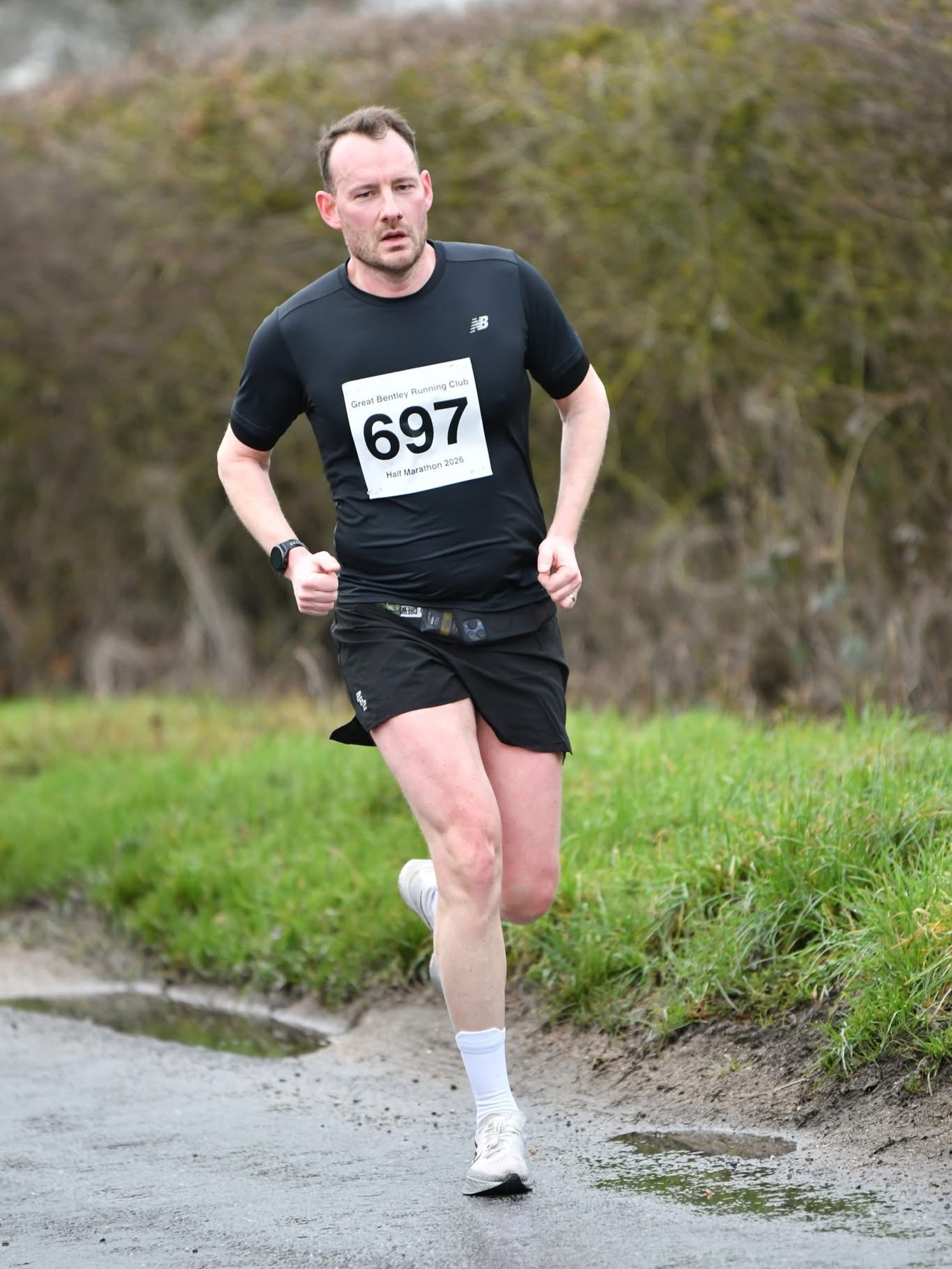 A big #medalmonday shoutout to Head Coach Jon who completed Great Bentley Half marathon this past weekend. This was Jon’s first event back after a long injury lay off.
#moretocome 💪
Team: @jon_warren_tri @sunshine_nutrition_ @aspiresportpsych_pt @kp_trail_adventures
Partners: @youngagain_cycles @otesportsgb @nrgchains @rideparcours @zone3official @bikeboxalan @completephysio @nopinz @thealtitutecentre @evolve.aero