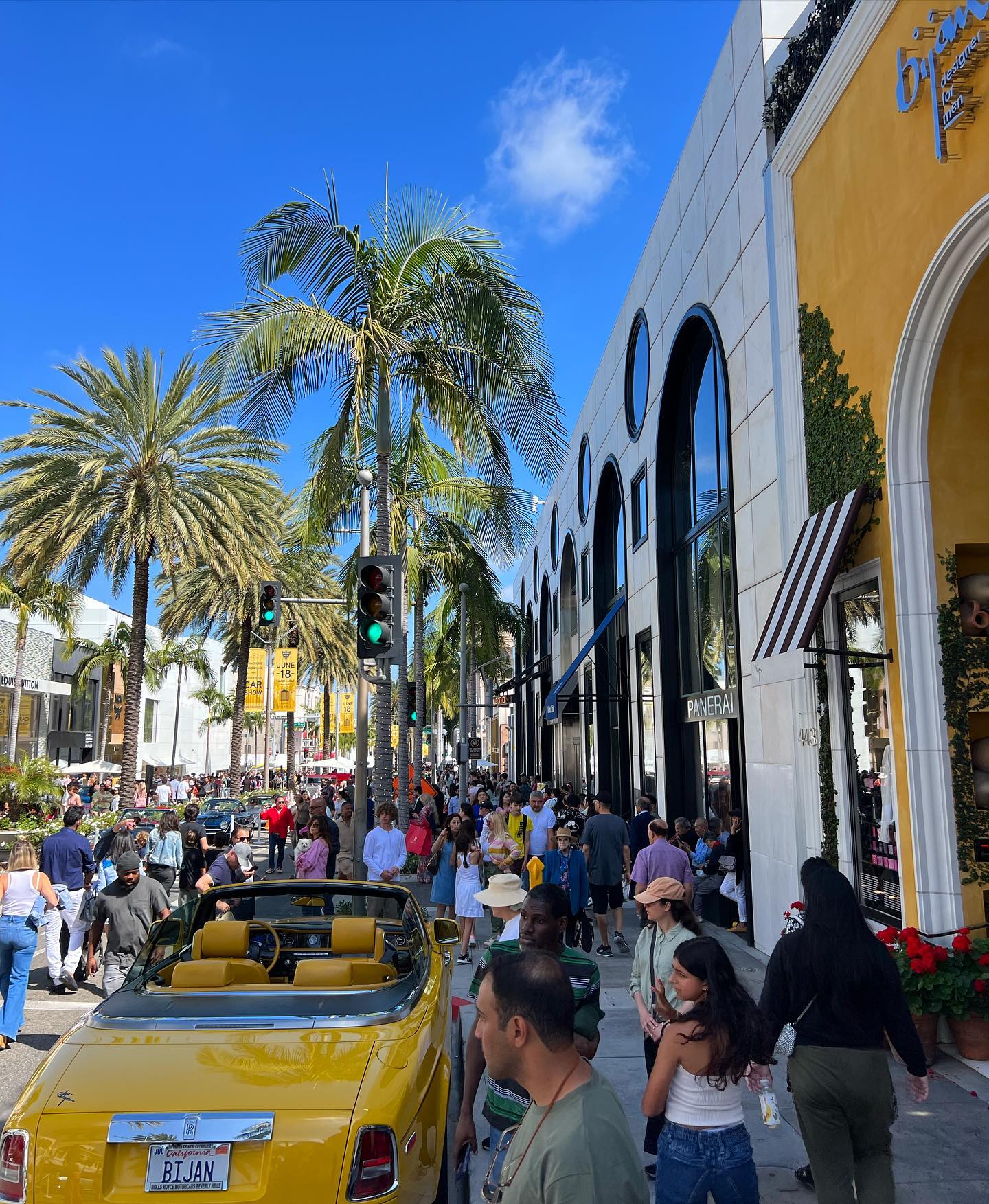 What an amazing Fatherโs Day at #beverlyhills ๐๐๐
@rodeodrive @lovebevhills