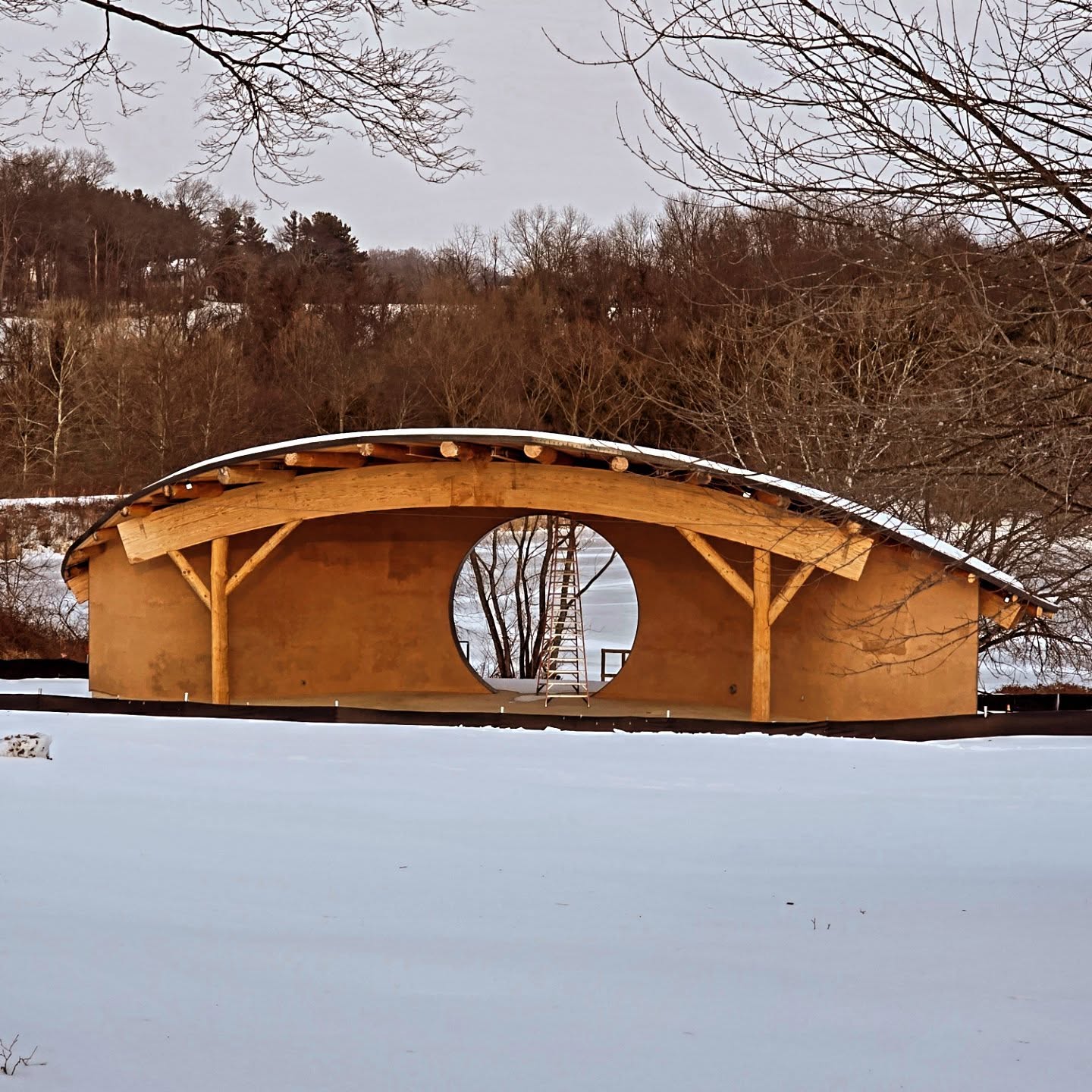 Got to visit this in-progress amphitheater project last week. So beautiful in the snow. And the view through the portal to the lake beyond is just The Bomb 💣
#designlikeagirl #naturalarchitecture #architecturaldetail #ilovemyjob #naturalbuilding