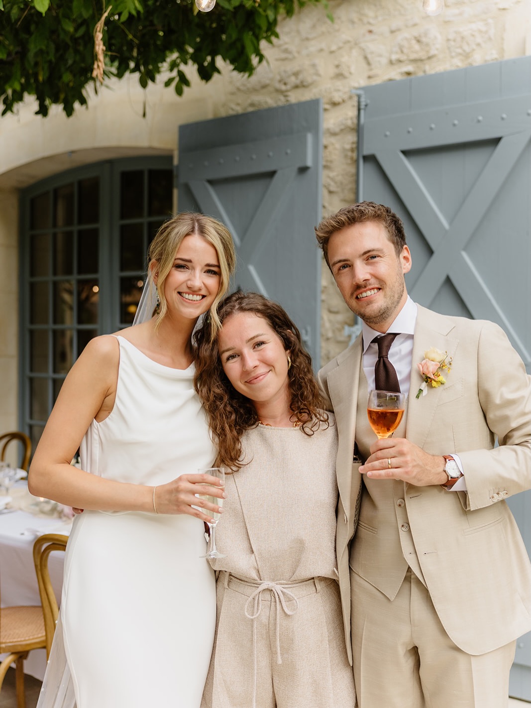 On this February 2nd, 2026, Sun Day is celebrating its second anniversary. And yet, I still find it hard to fully grasp everything that has happened over the past 731 days.
These few images bear witness to it, but words will never be strong enough to express my deepest gratitude to you: my couples of yesterday, and those of tomorrow ๐ค
Thank you as well to all the vendors, and to all the wonderful people Iโve been lucky enough to meet along the way.
The adventure is only just beginning.
Forever grateful ๐ช
๐ธ 1 & 4 : @linabernard_photographe
๐ธ 2 : @redzepovicweddings
๐ธ 3 : @jp_rabier
๐ธ 5 : @ashleecphotography
๐ธ 5 : @rockonthemoon_photography